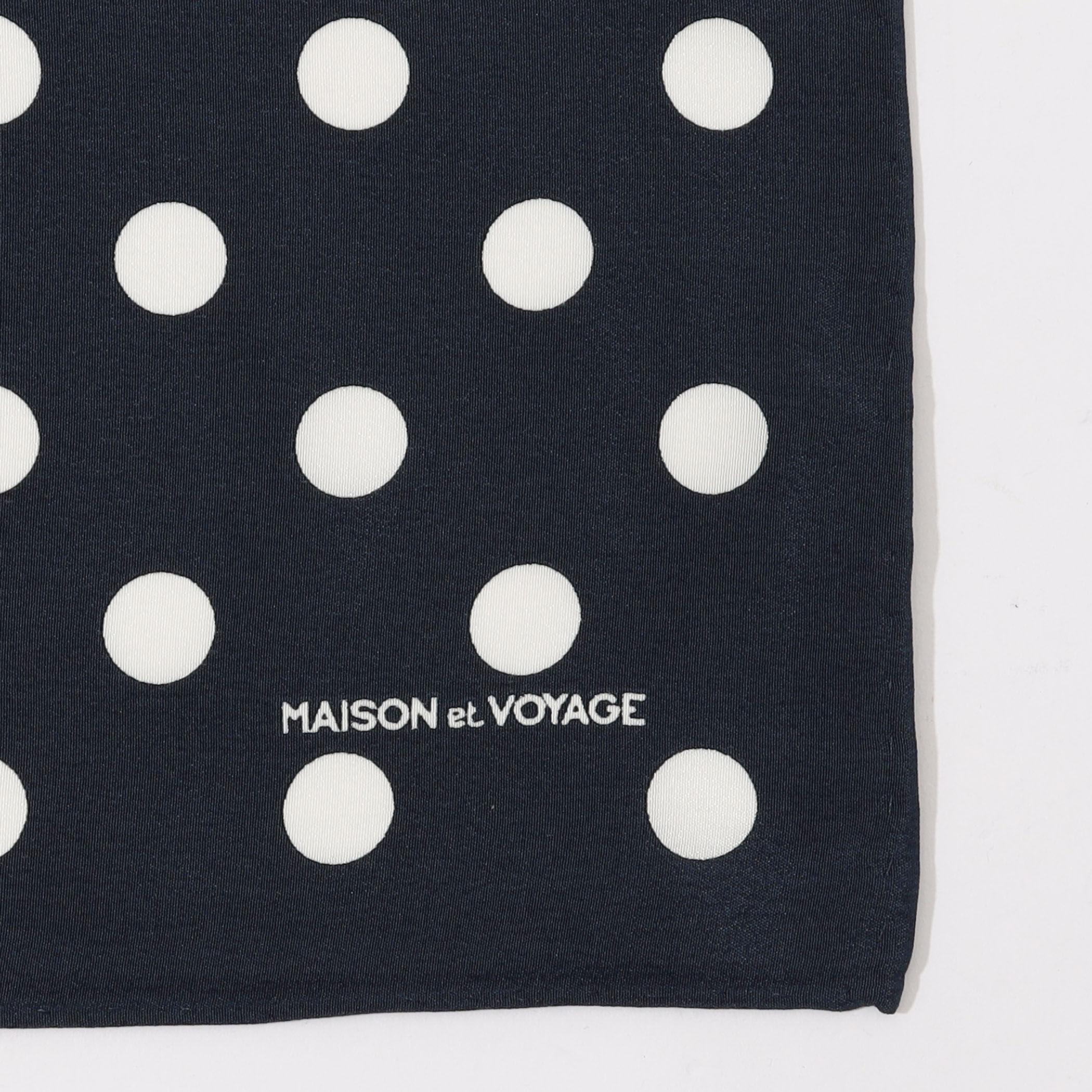 定番　人気品　MAISON et VOYAGE シルク 12mmドットスカーフ MAISON et VOYAGE シルク 12mmラージドット スカーフ
