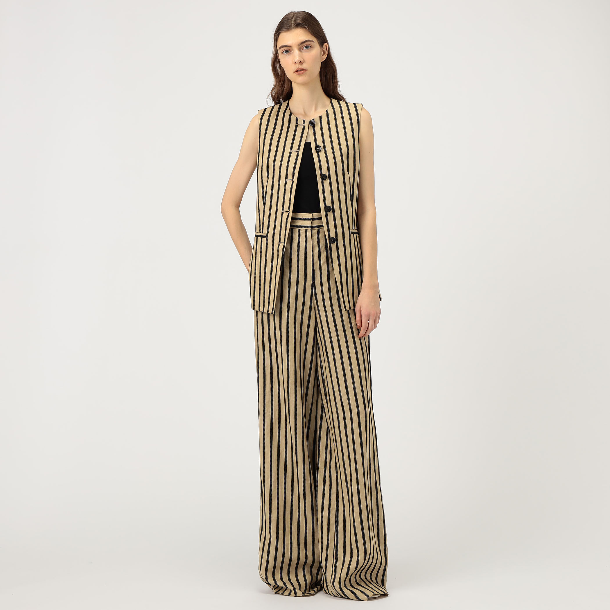 □Max Mara RODEO ベスト｜トゥモローランド 公式サイト