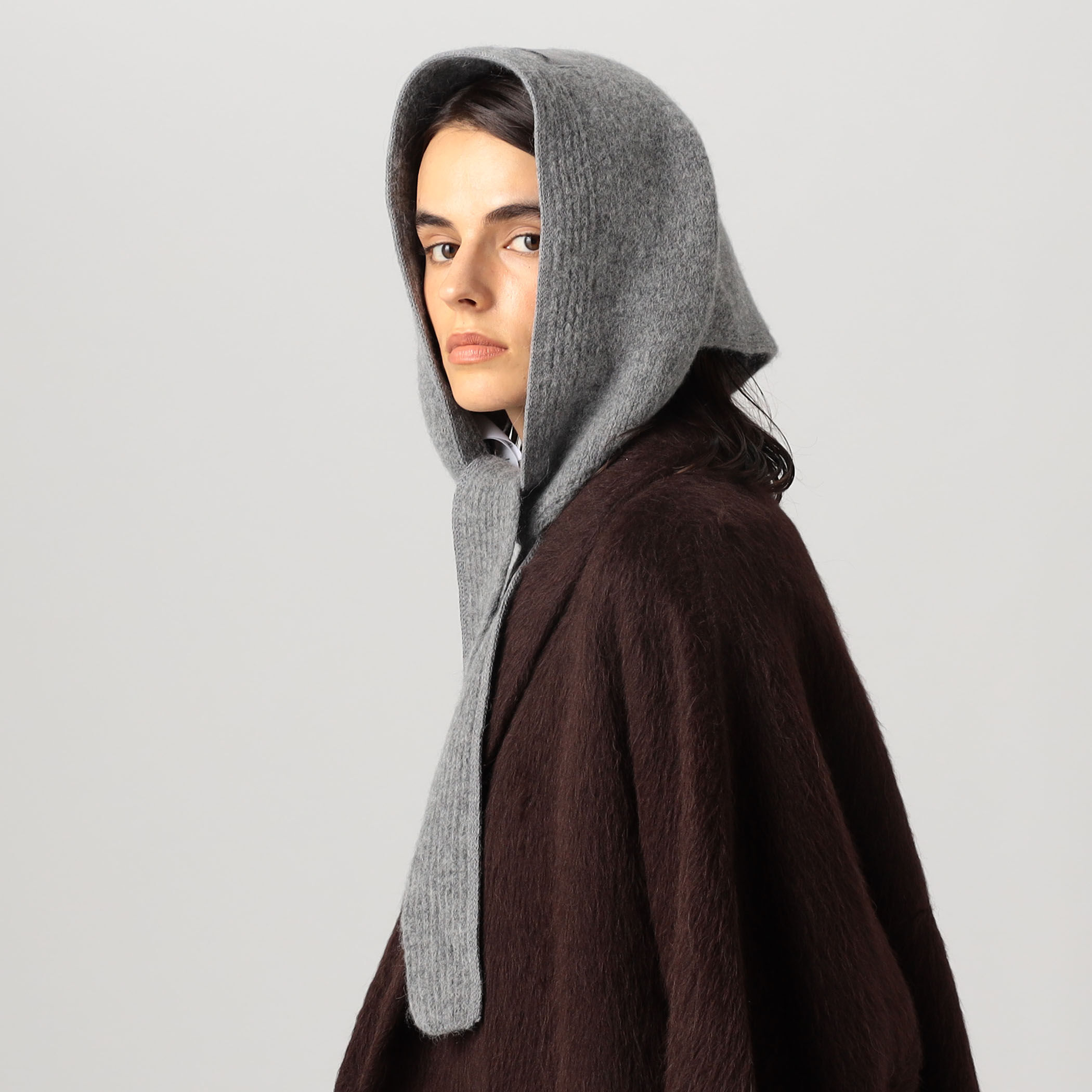 JACQUEMUS LE CHALE GROS GRAIN｜トゥモローランド 公式通販