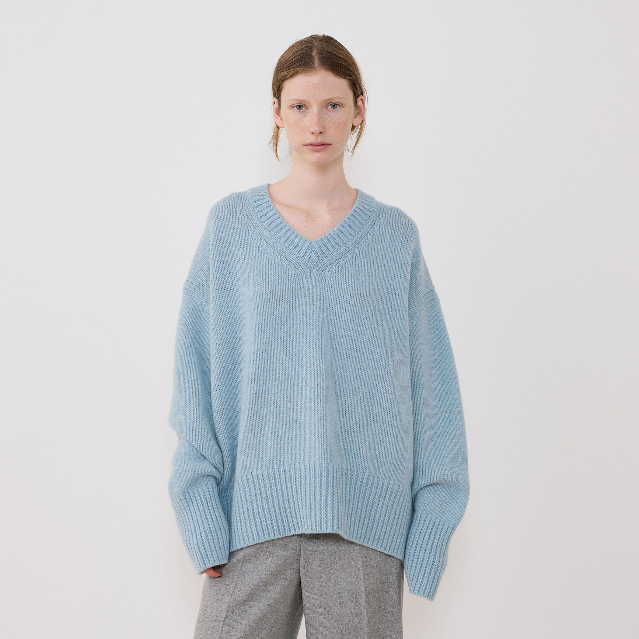 美品✨ギャルリーヴィー 21AW ファインウール Vネックプルオーバー Sサイズ ファインウール Vネックプルオーバー｜トゥモローランド 公式通販