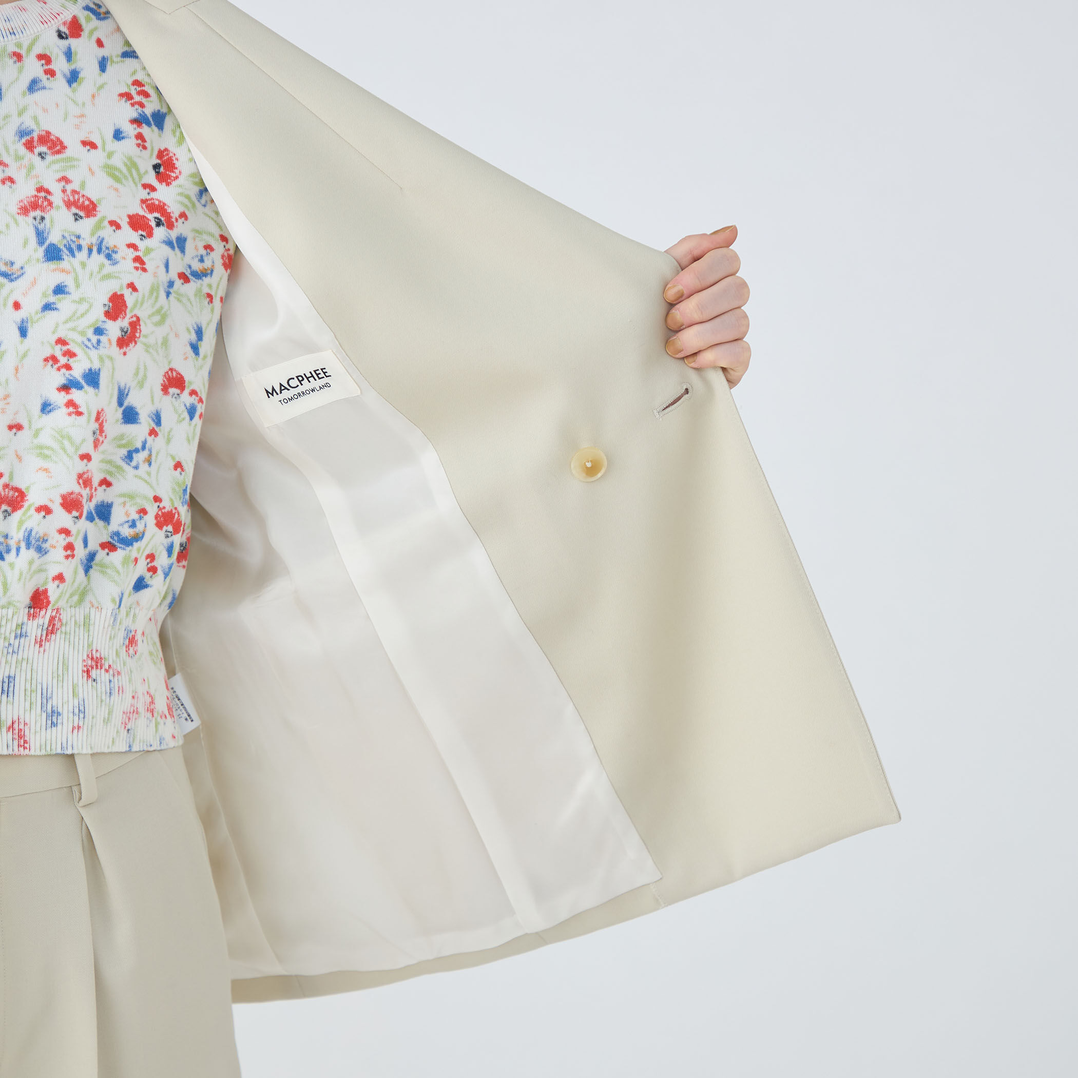 MACPHEE（マカフィー）の「ウールギャバジン ダブルブレスト