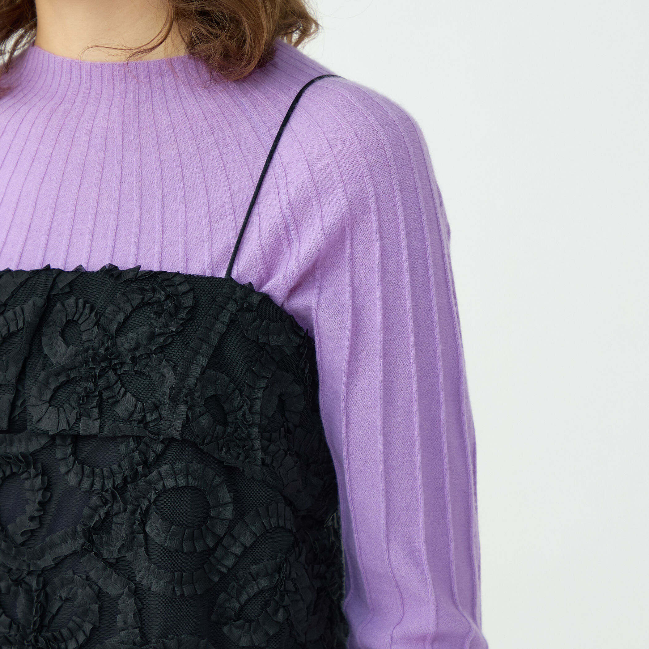 ロゼットチュールエンブロイダリー キャミソールブラウス ロゼットチュールエンブロイダリー キャミソールブラウス