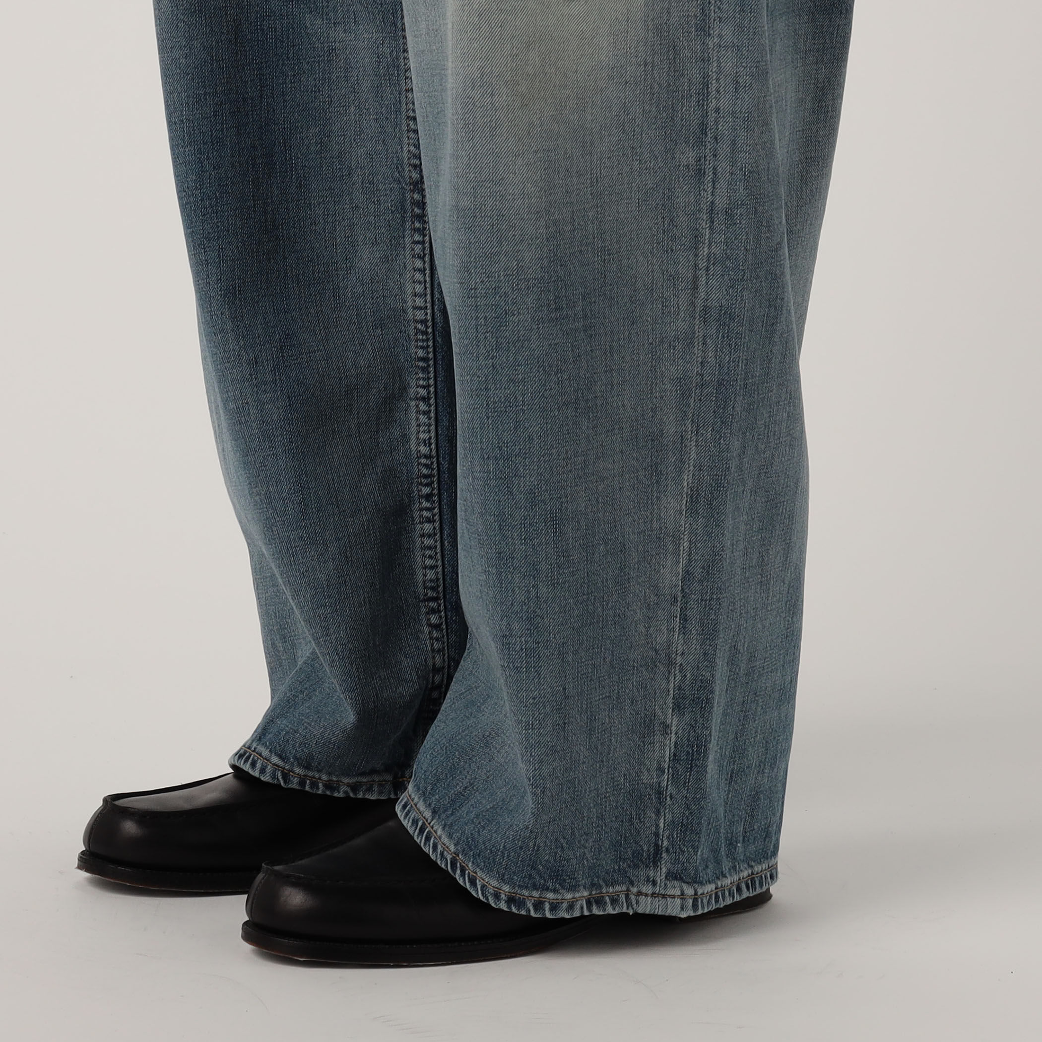 Acne Studios 2023 U DAYBREAK デニムパンツ｜トゥモローランド 公式サイト