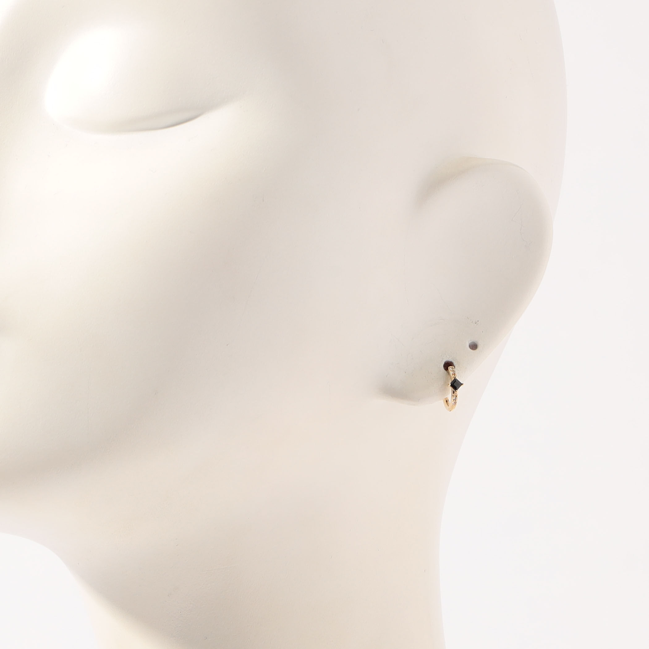 Otiumberg. Huggie フープピアス｜トゥモローランド 公式通販