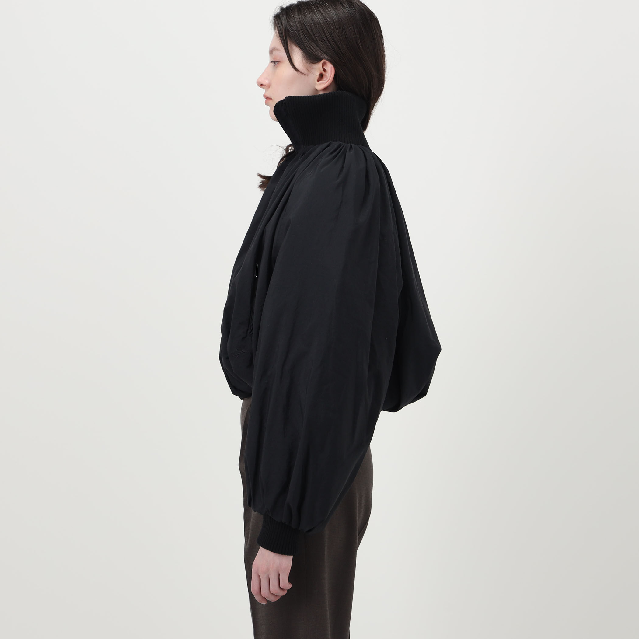 JACQUEMUS LE BOMBER PALLONE ナイロンブルゾン｜トゥモローランド
