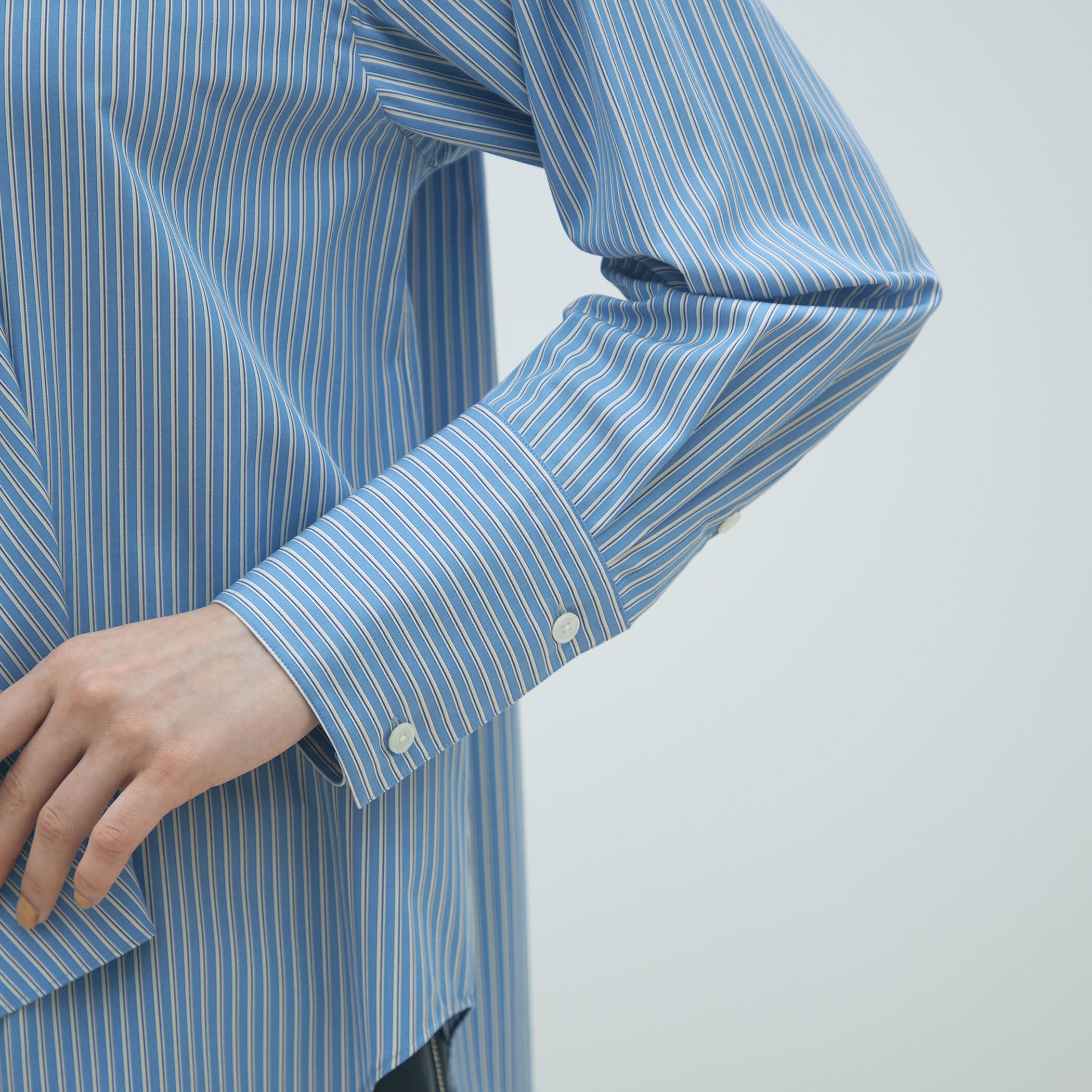 コットンブロード タイブラウス｜トゥモローランド 公式通販