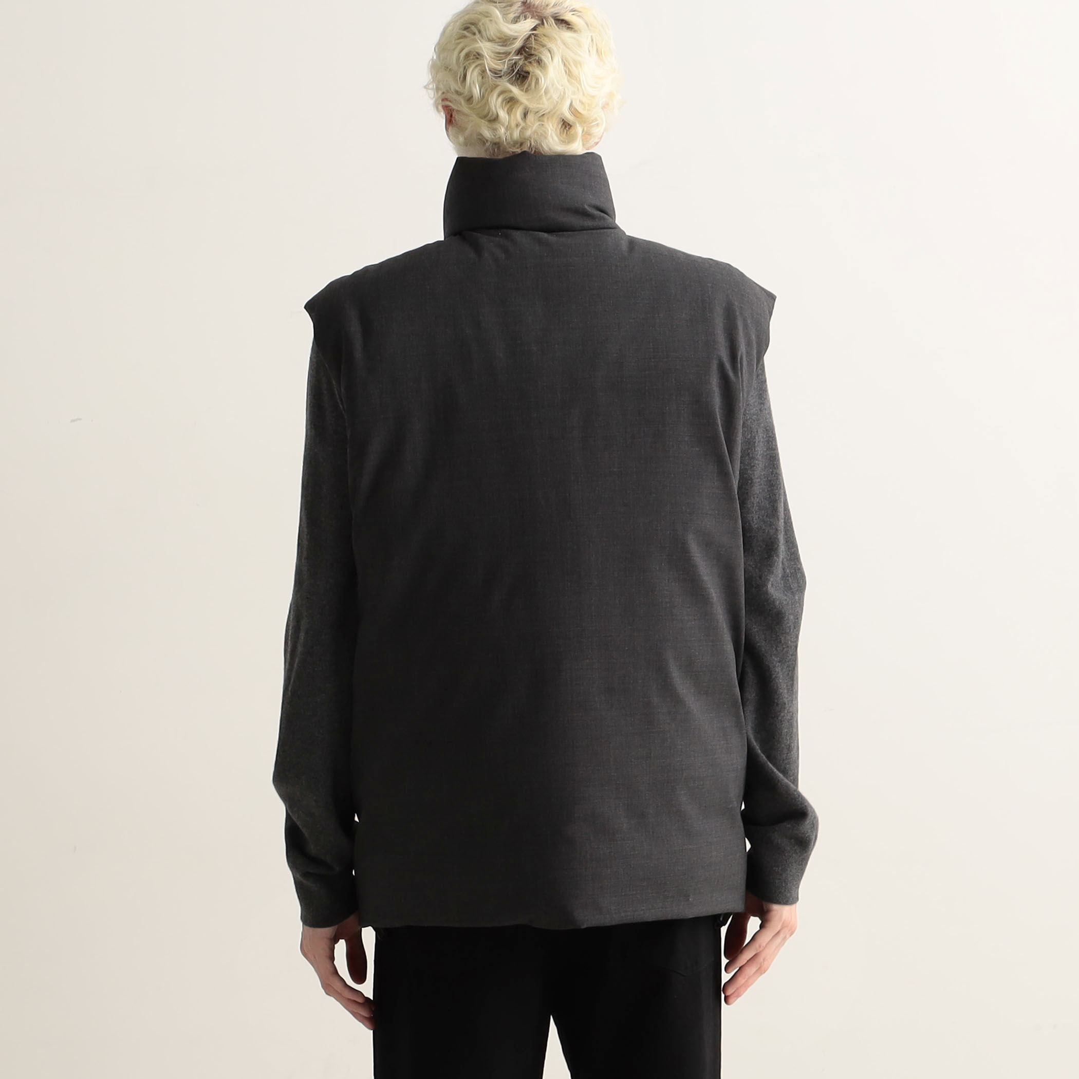 whyto ホワイト ジャガード ベスト “jacquard vest