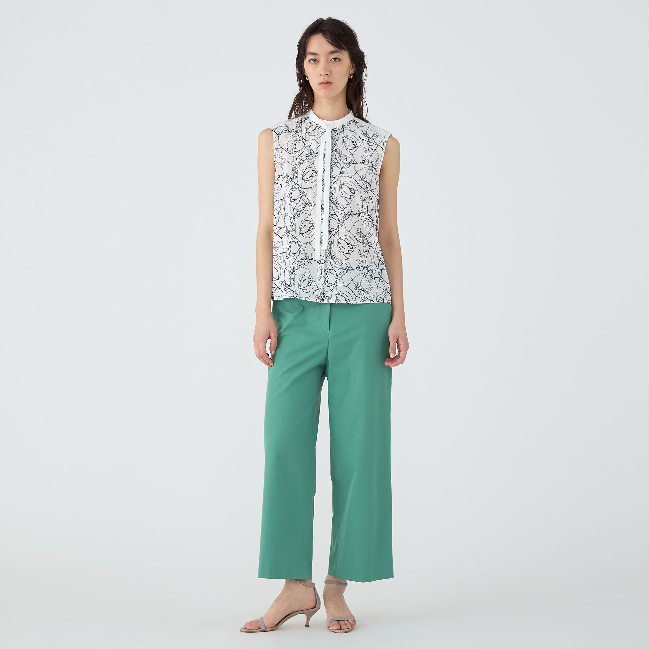 ドライツイル セミワイドパンツ｜トゥモローランド 公式通販