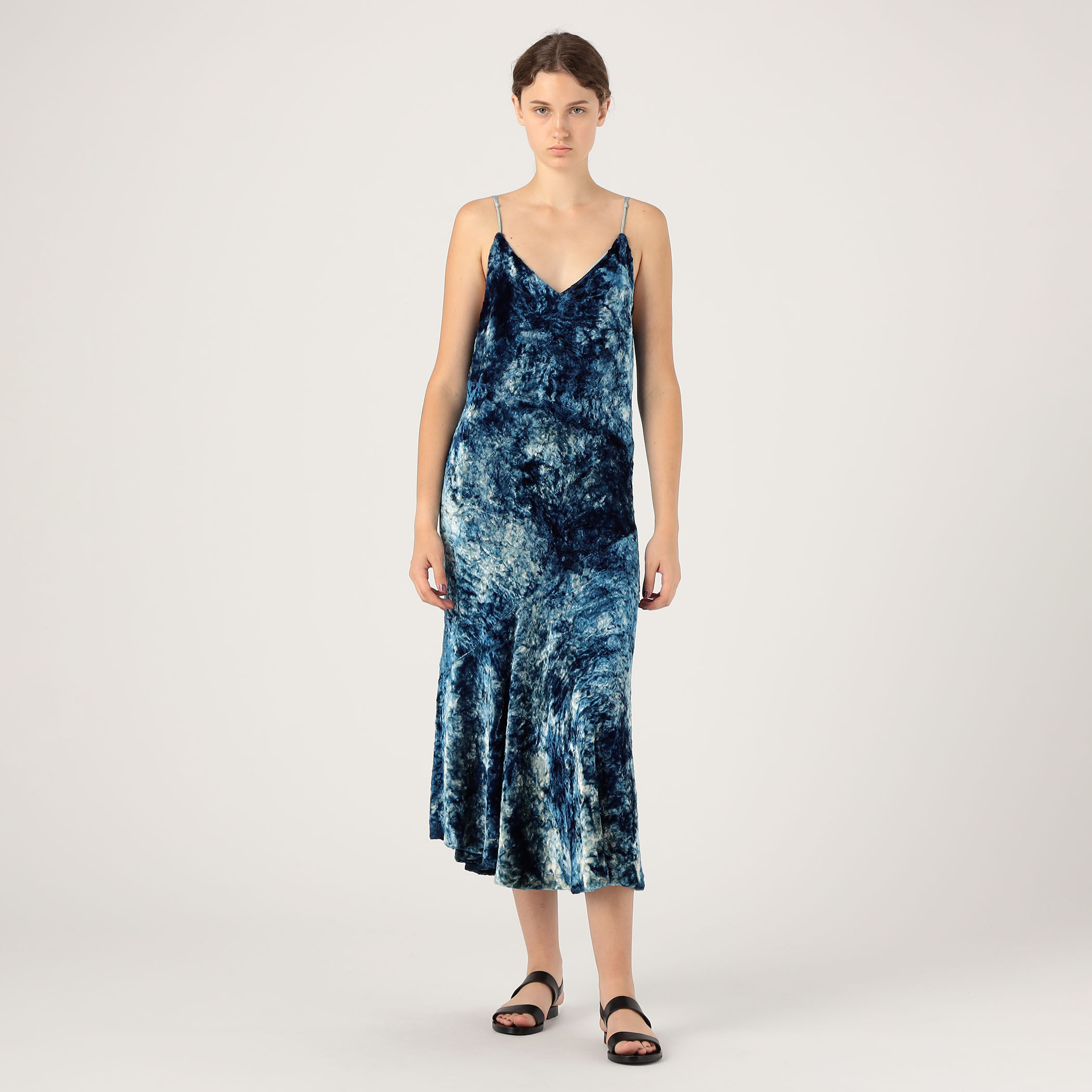 KANAKO SAKAI SHIBORI VELVET DRESS｜トゥモローランド 公式通販