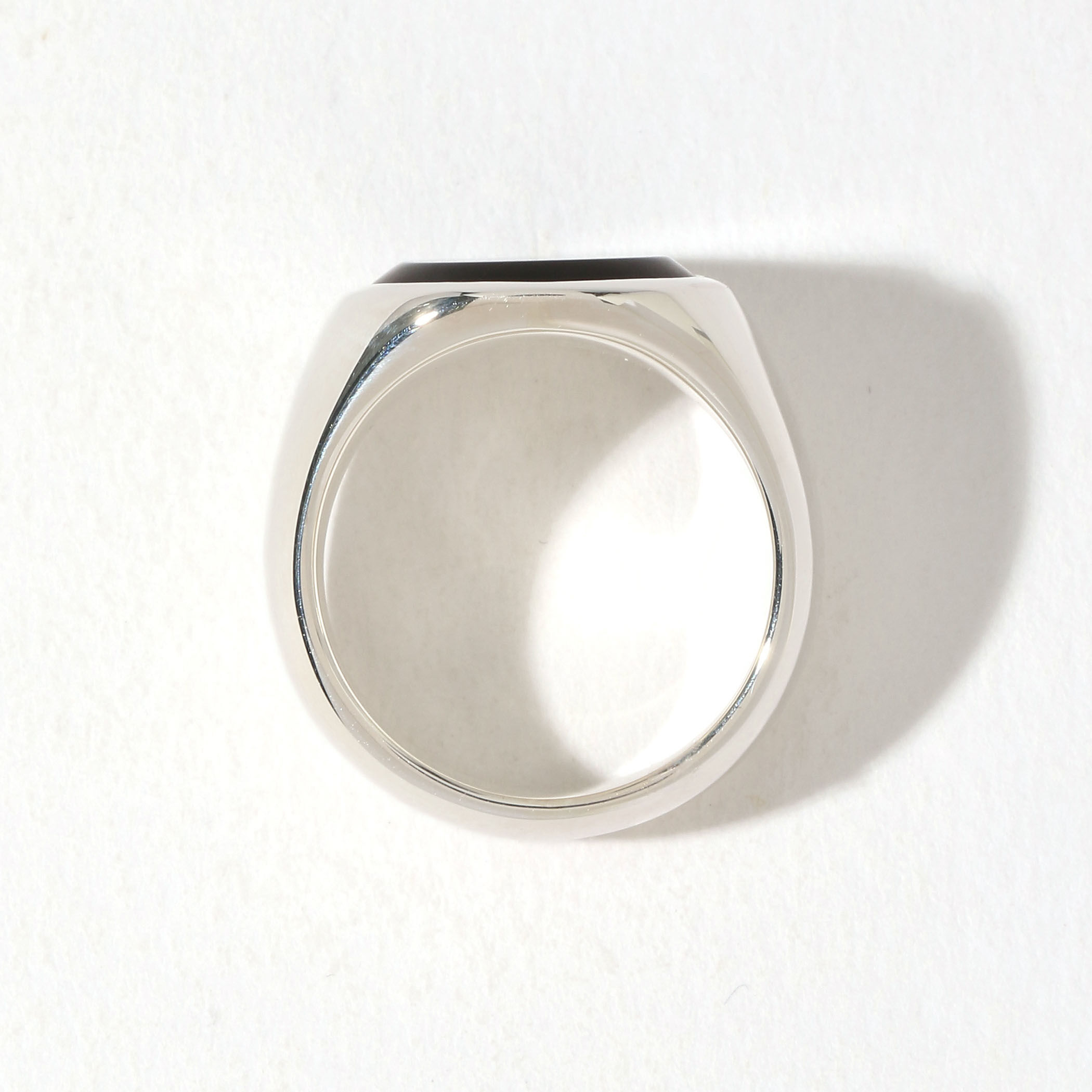 TOM WOOD OVAL BLACK ONYX リング|トゥモローランド 公式通販 TOM WOOD OVAL BLACK ONYX リング|トゥモローランド 公式通販