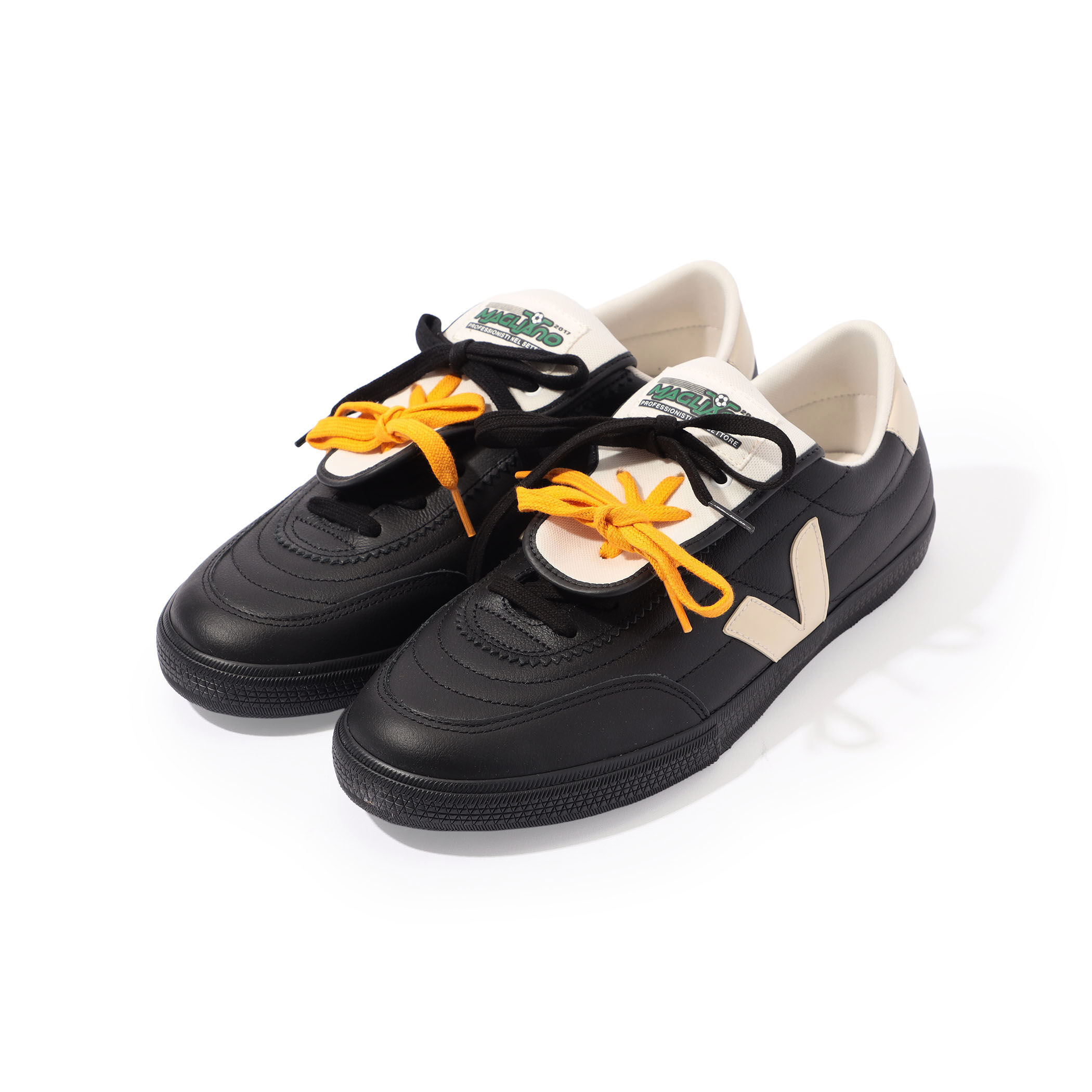 VEJA × MAGLIANO PANENKA スニーカー｜トゥモローランド 公式サイト