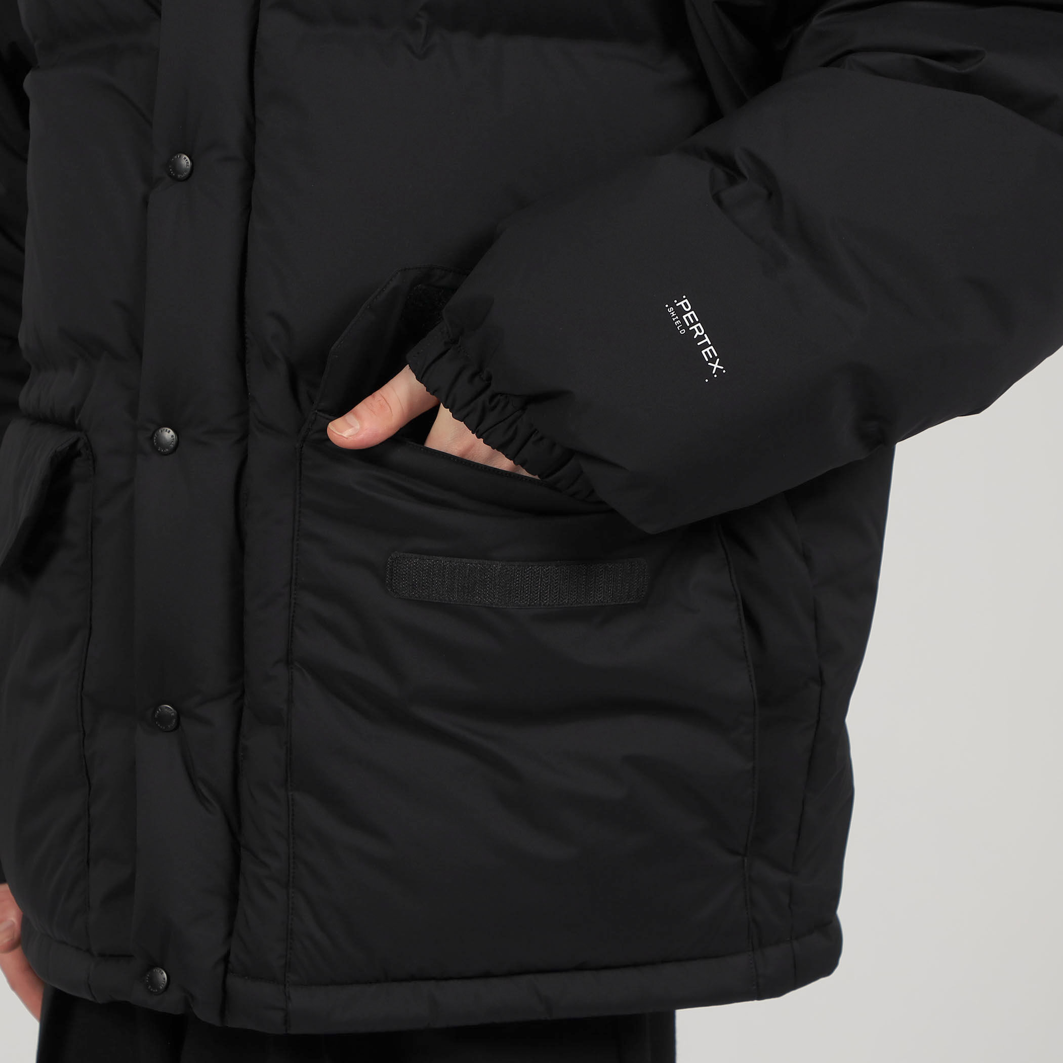 HYKE PERTEX DOWN JACKET｜トゥモローランド 公式通販