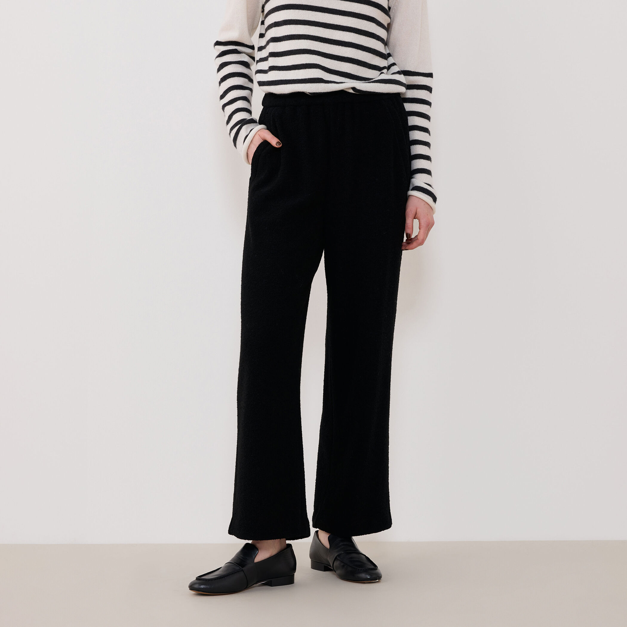 ファインブークレー イージーストレートパンツ｜トゥモローランド 公式通販