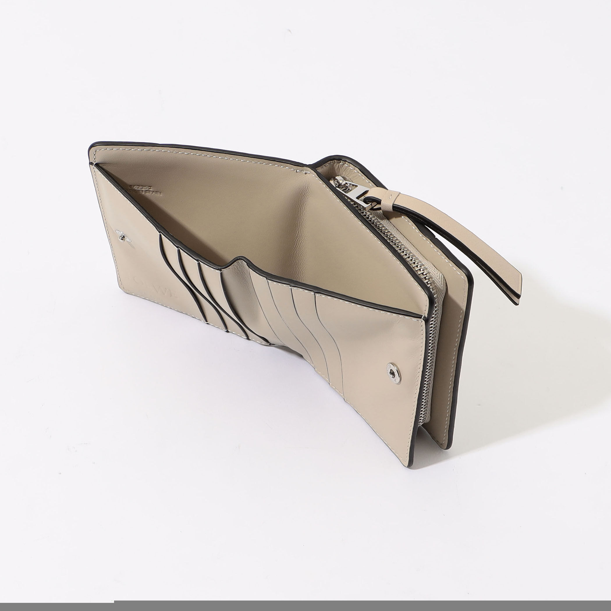 【Loewe】x テクニカルショート 楽天市場】gmtマスター 16750の通販