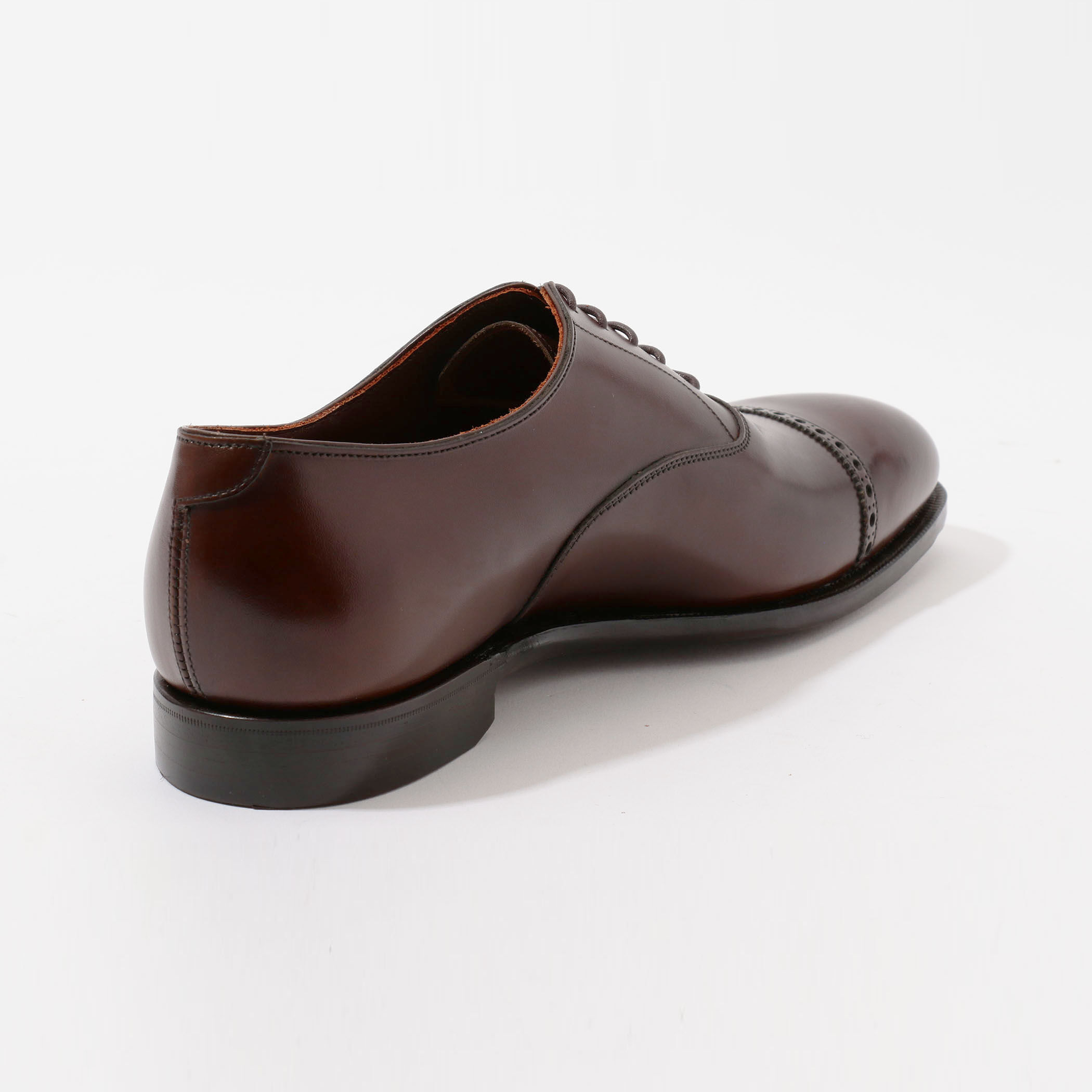 CROCKETT&JONES BELGRAVE3 パンチドキャップトゥ レザーシューズ