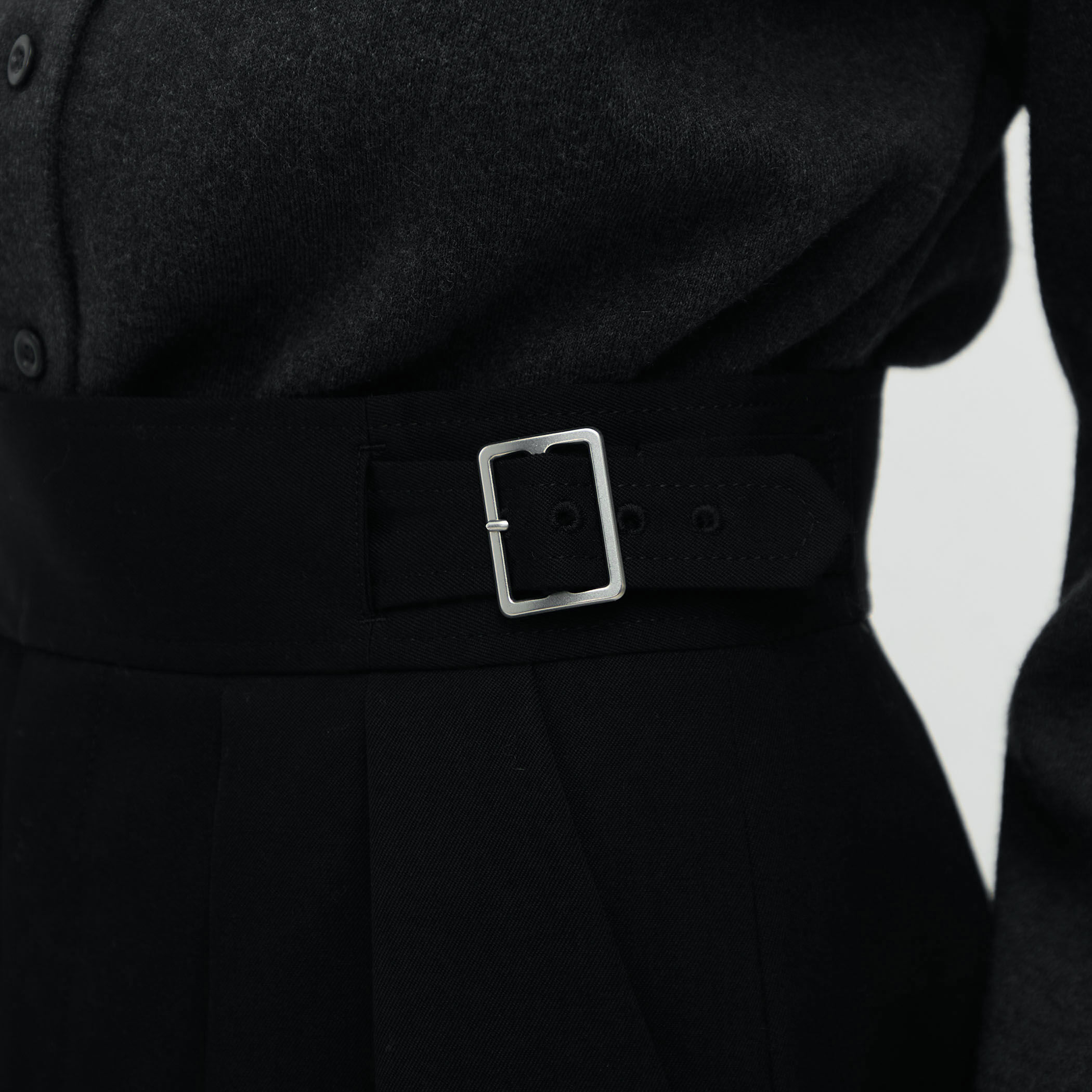 ウールギャバジン グルカスカート｜トゥモローランド 公式通販