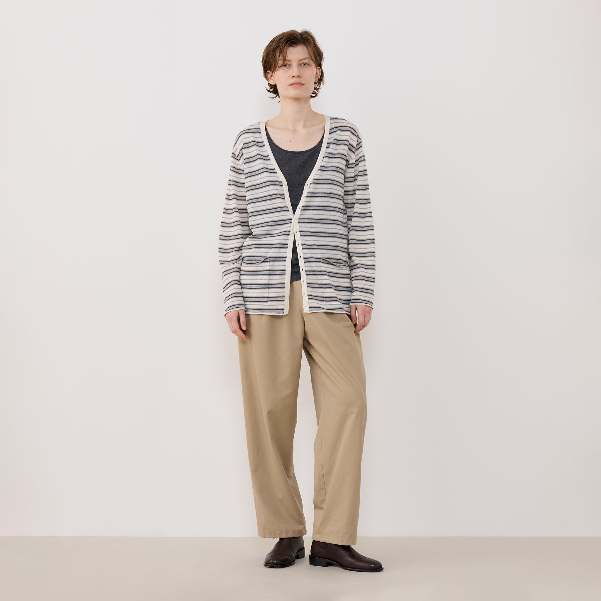 カシミヤシルク Vネックカーディガン｜トゥモローランド 公式通販