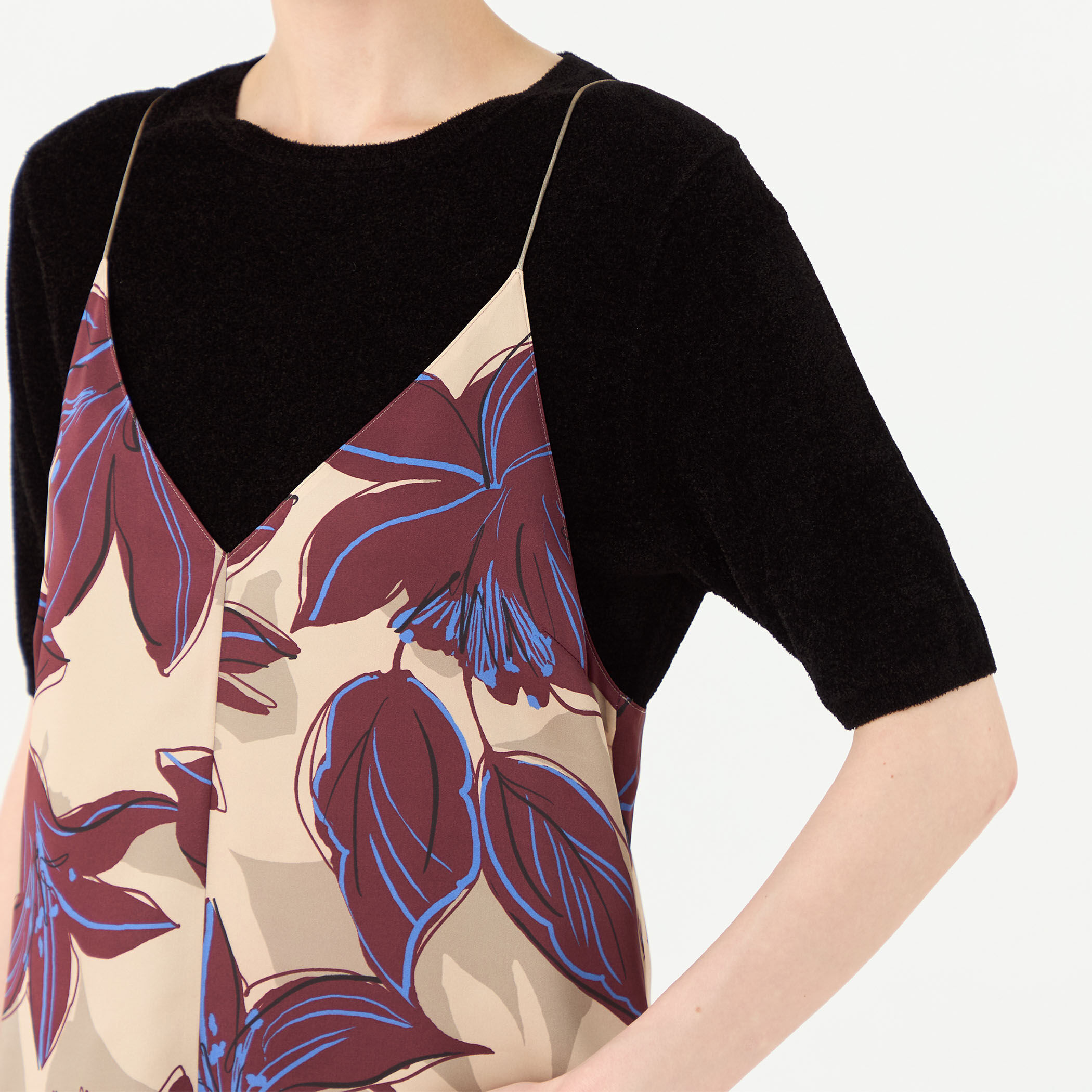 ビビフラワープリント キャミソールワンピース｜トゥモローランド 公式通販