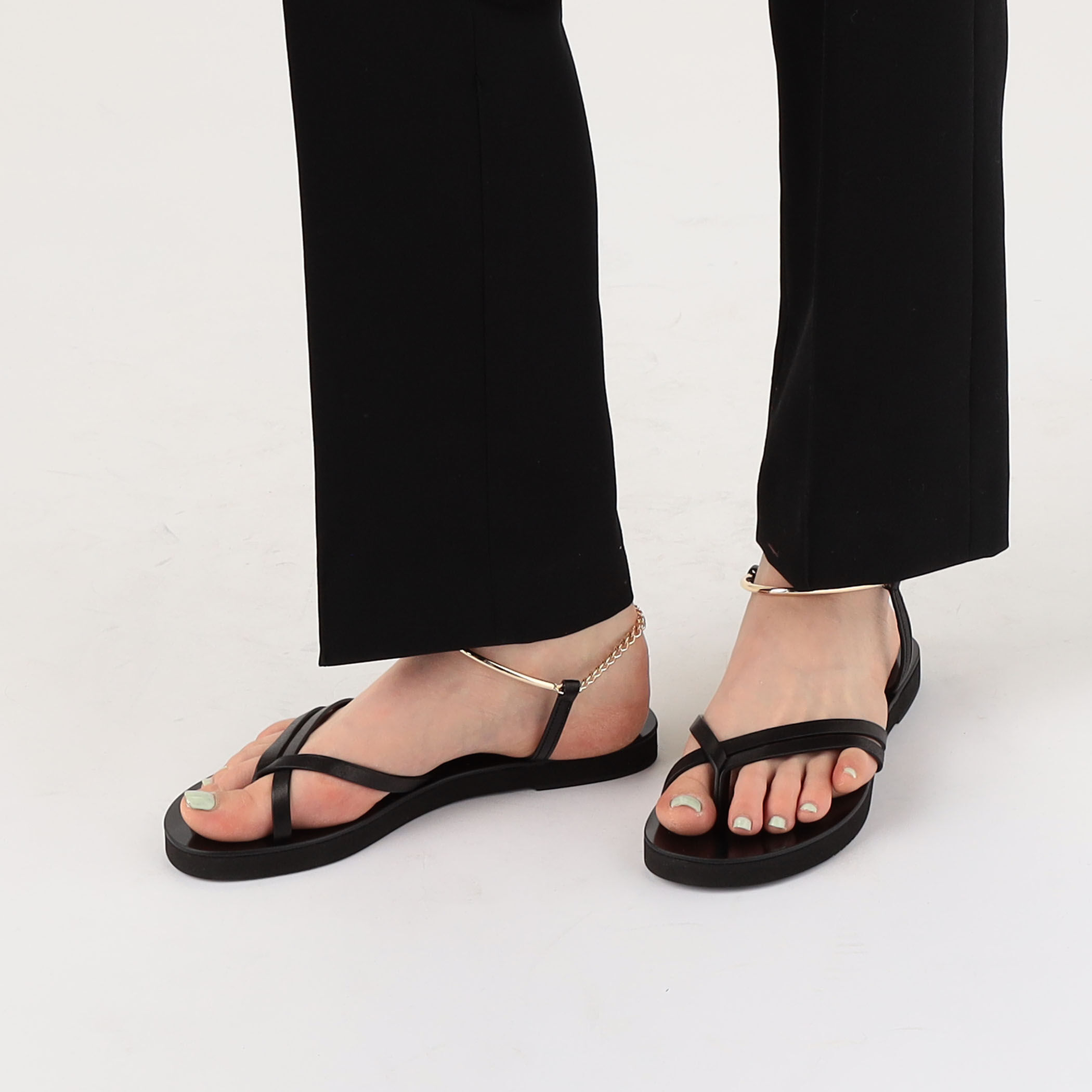 トゥモローランド　【別注】LAOCOONTE ELOISE フラットサンダル TOMORROWLAND｜【別注】LAOCOONTE ELOISE フラットサンダル