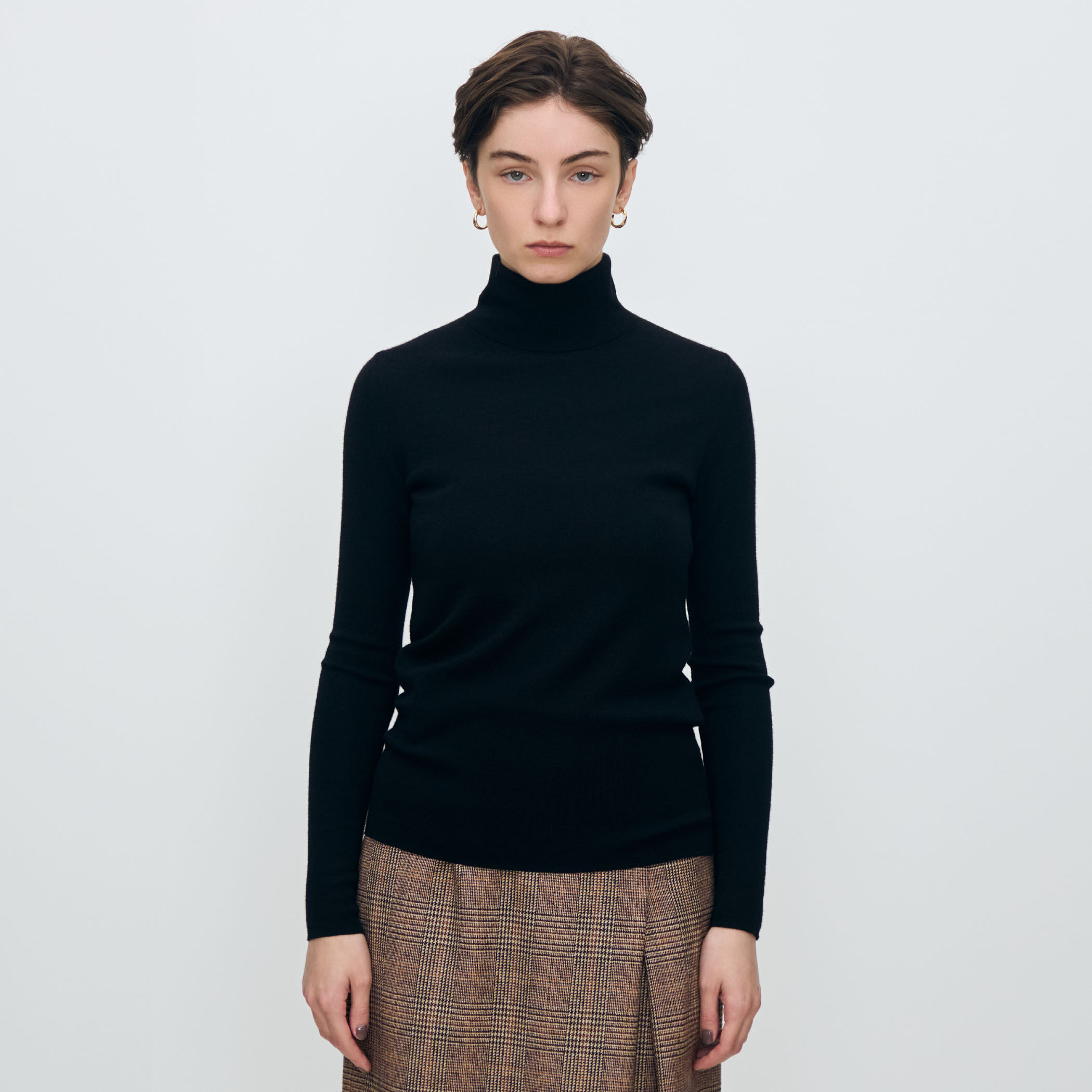 新品未使用 トゥモローランド エクストラファインウール タートルネック ニット エクストラファインウール タートルネックプルオーバー