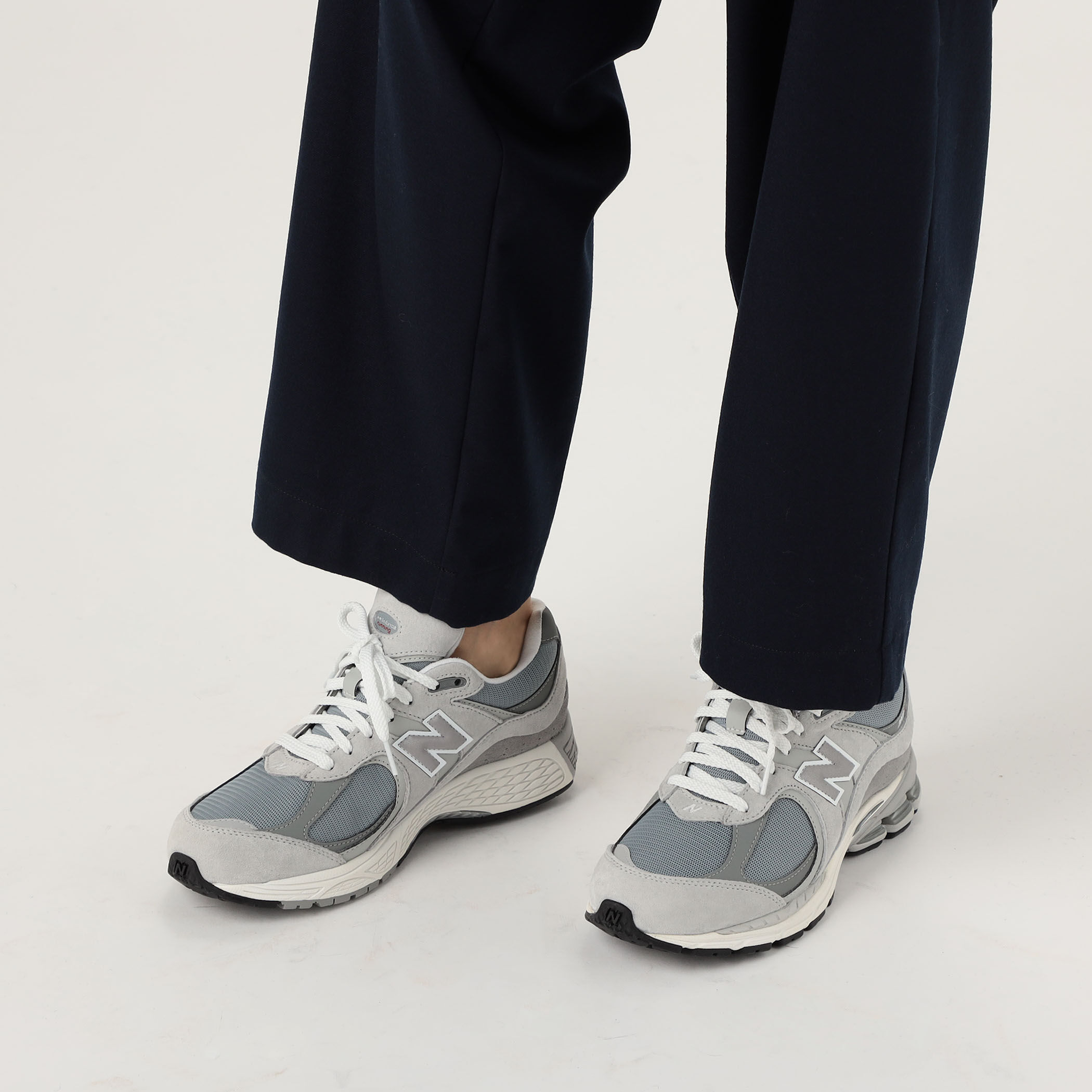 靴 TOMORROW LAND GOODS New Balance M2002R New Balance 2002R スニーカー｜トゥモローランド 公式通販