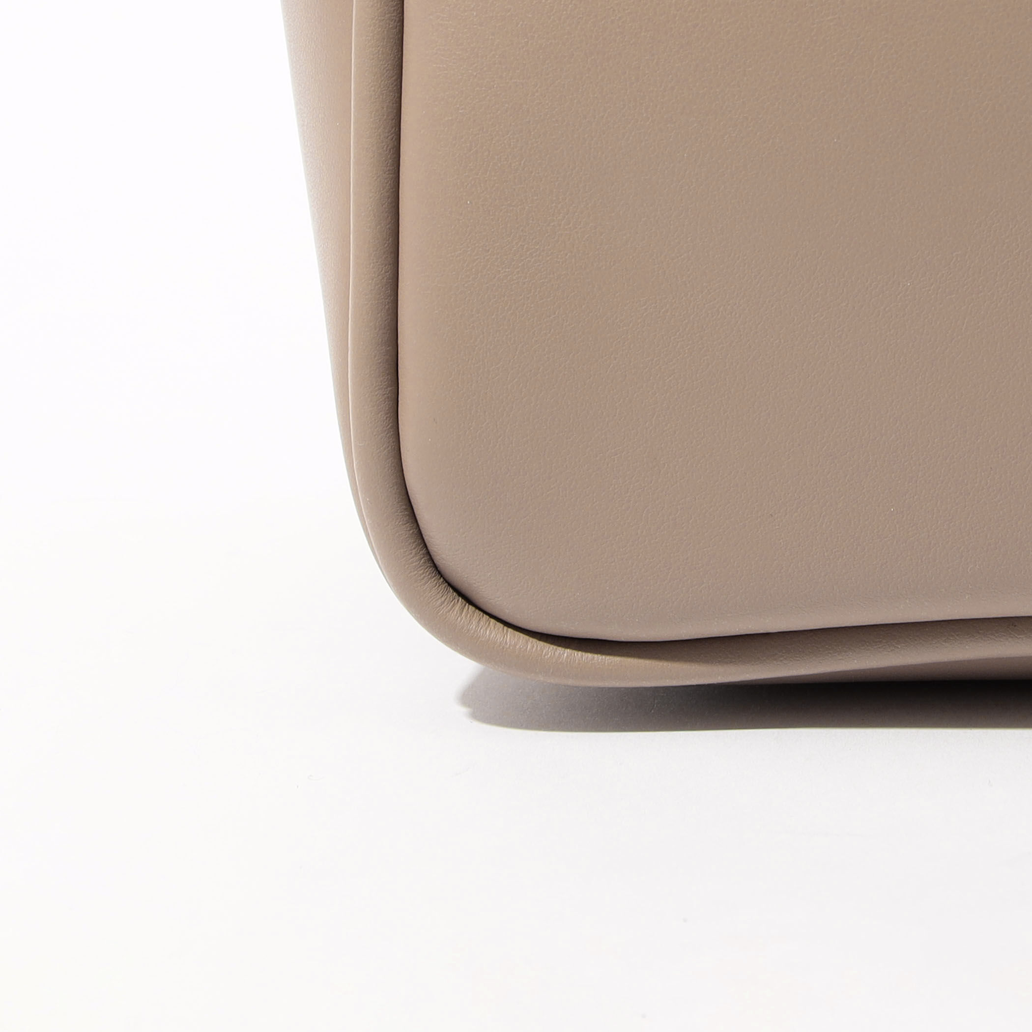 DES PRES レザーボストンバッグ｜トゥモローランド 公式通販