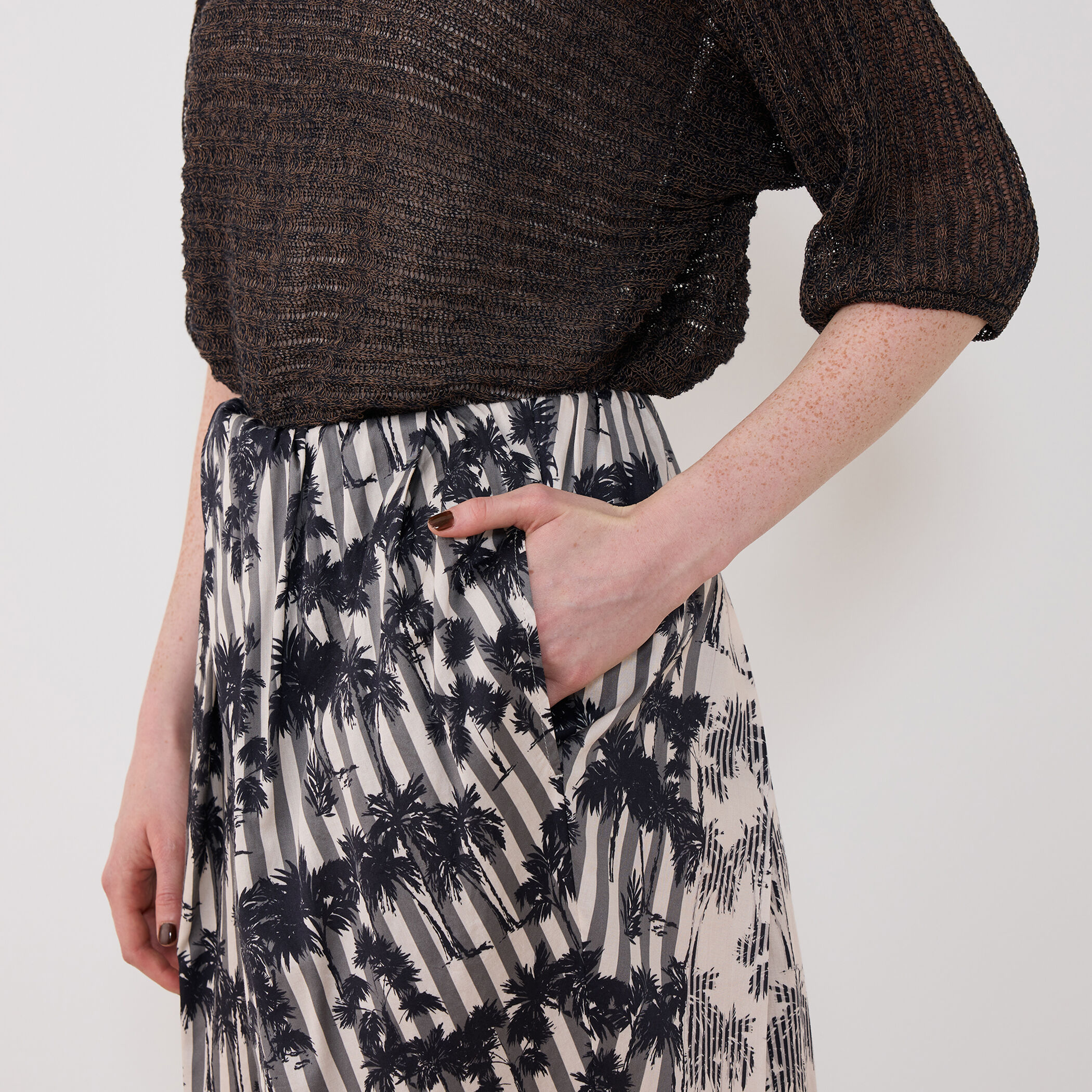 別注ヌキテパBLACK ✖️トゥモローランド　プリントパンツ 別注】ne Quittez pas BLACK