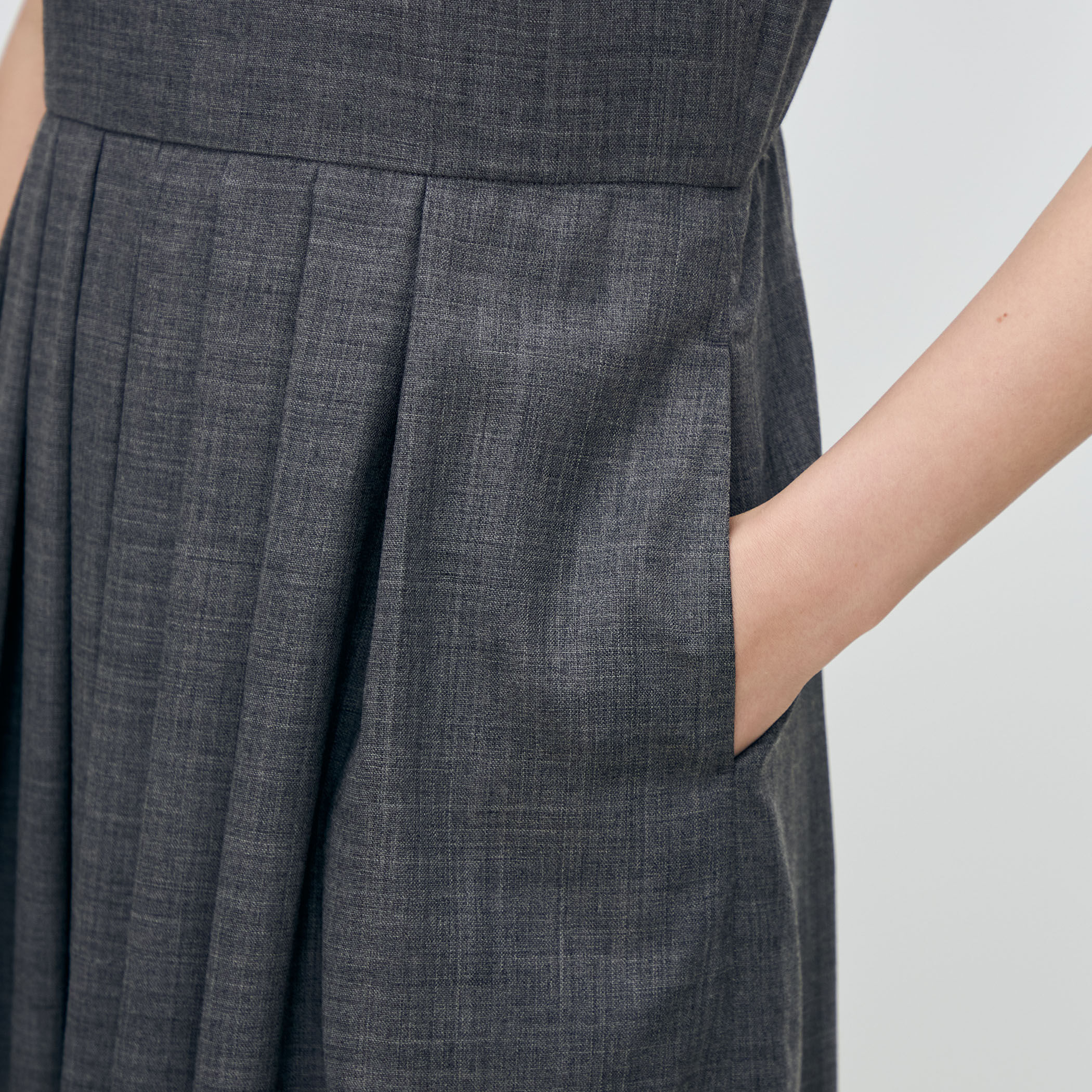 クリアーボイル キーネックワンピース｜トゥモローランド 公式通販