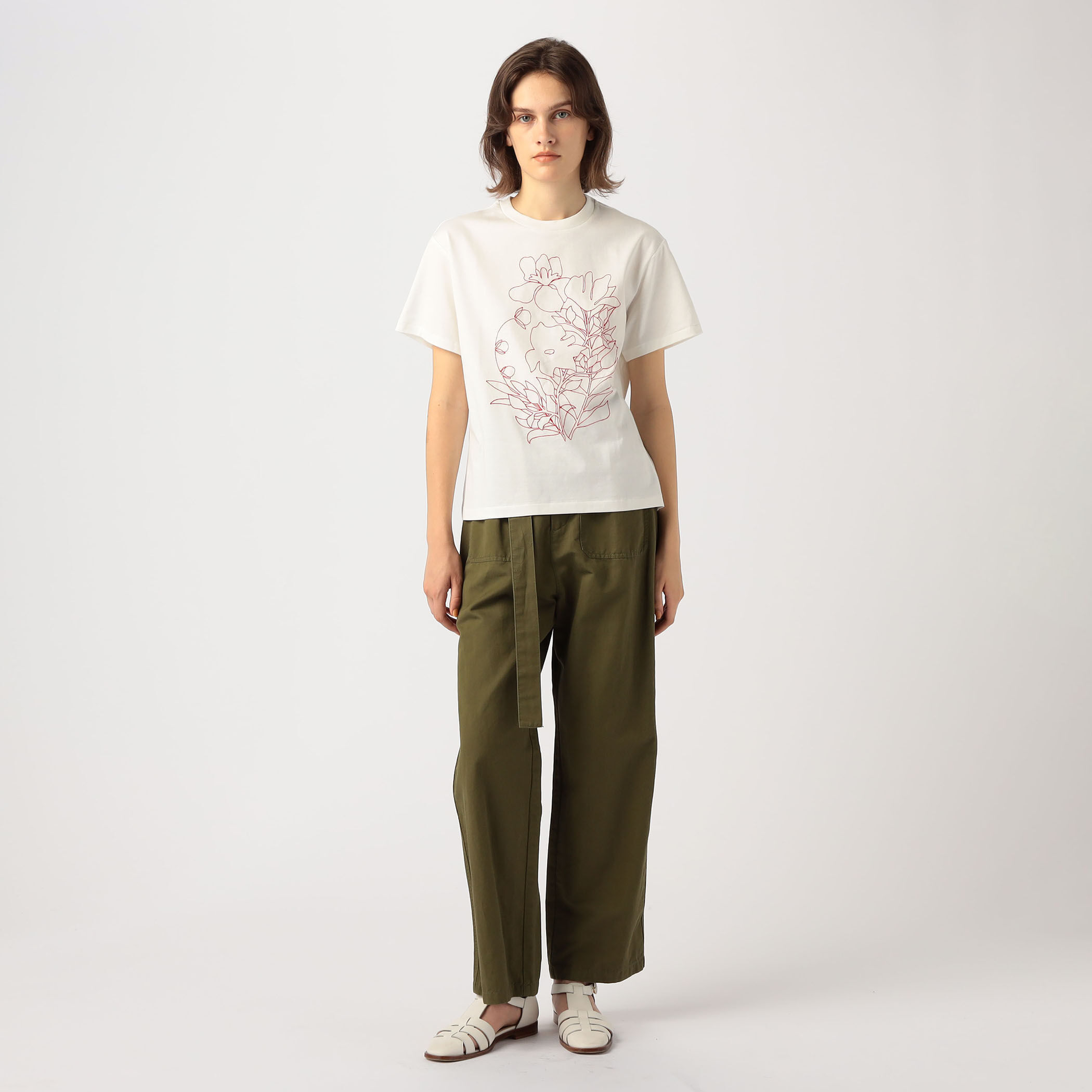 ボタニカルエンブロイダリー Tシャツ｜トゥモローランド 公式通販
