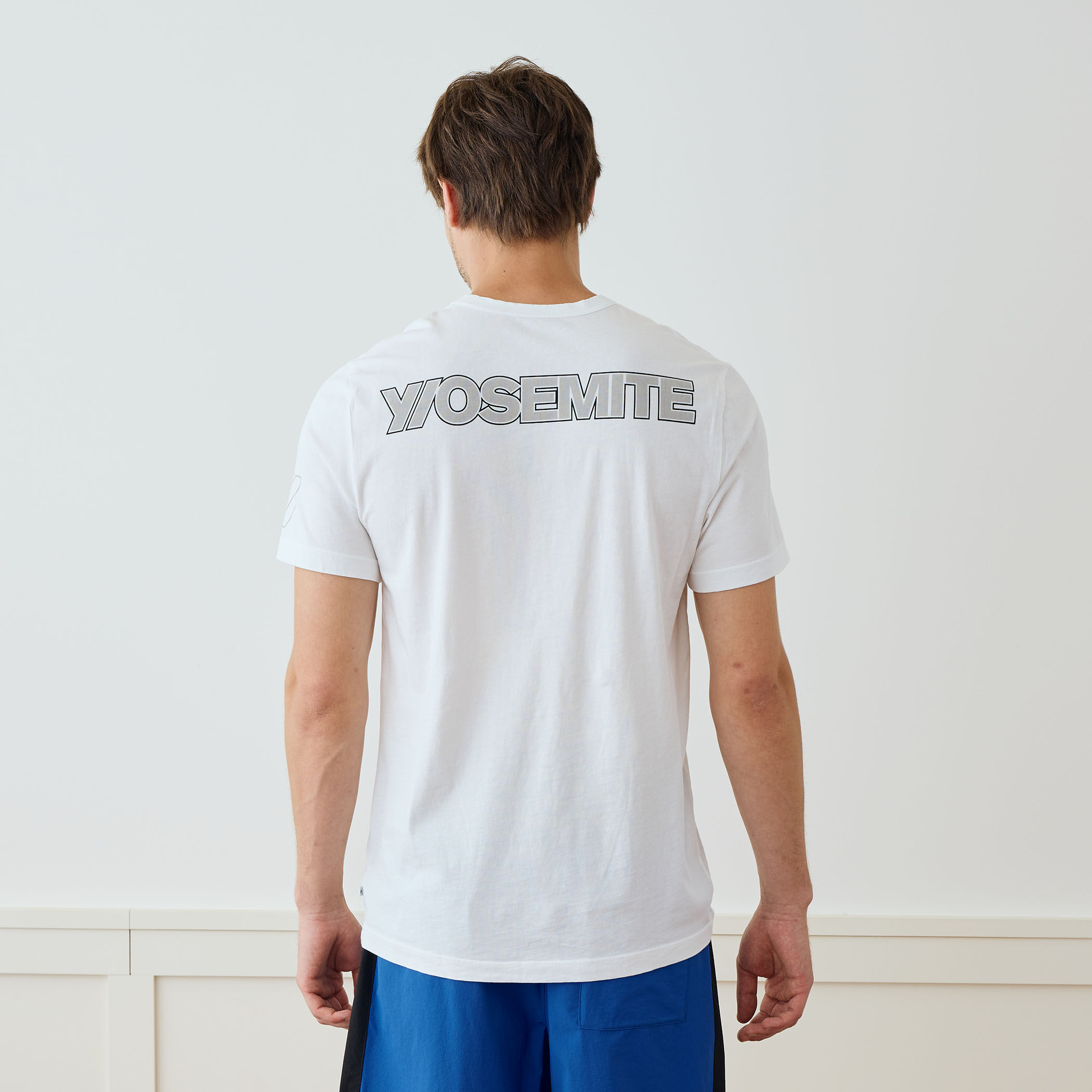 YOSEMITEロゴプリント ポケット付きTシャツ MLJ3282KR