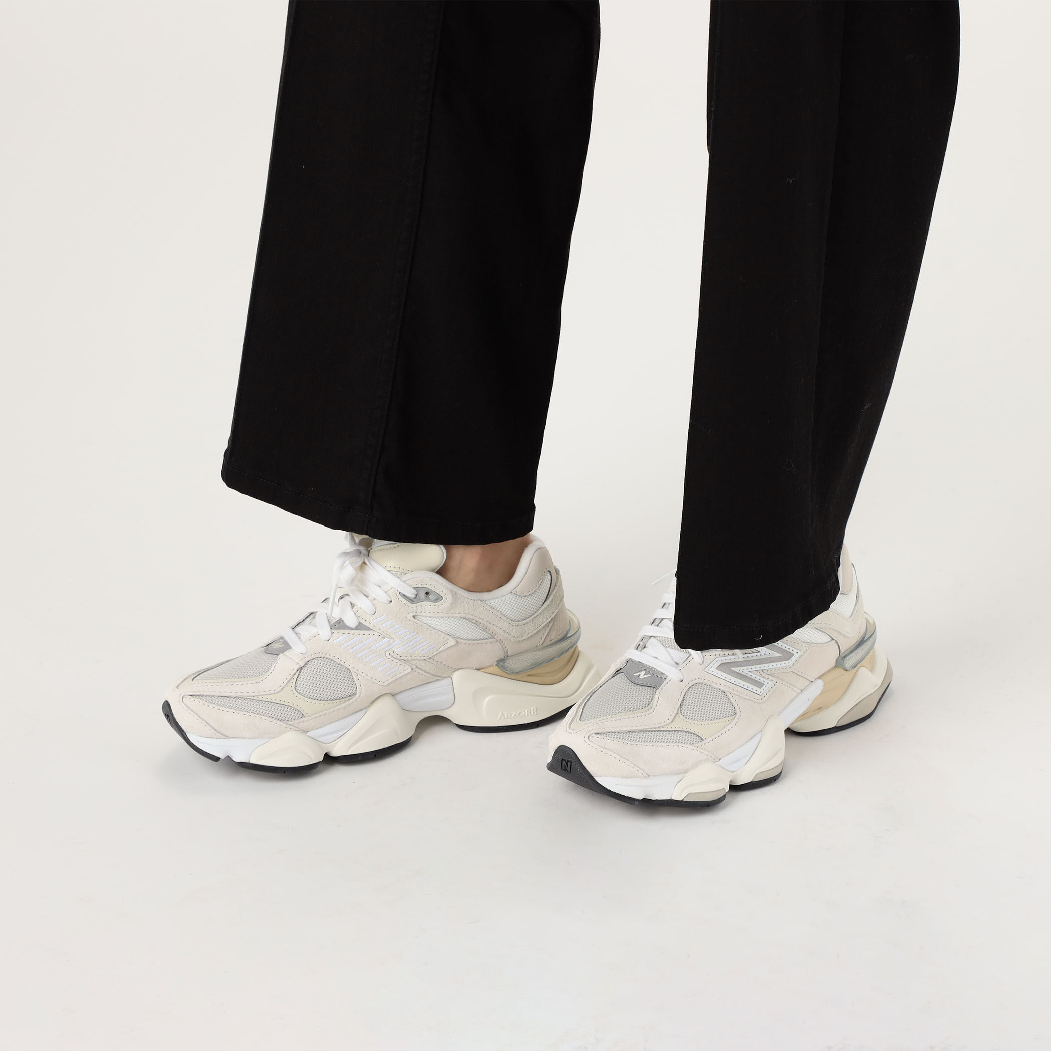 New Balance 9060 WHT スニーカー|トゥモローランド 公式通販 New Balance 9060 WHT スニーカー|トゥモローランド 公式通販
