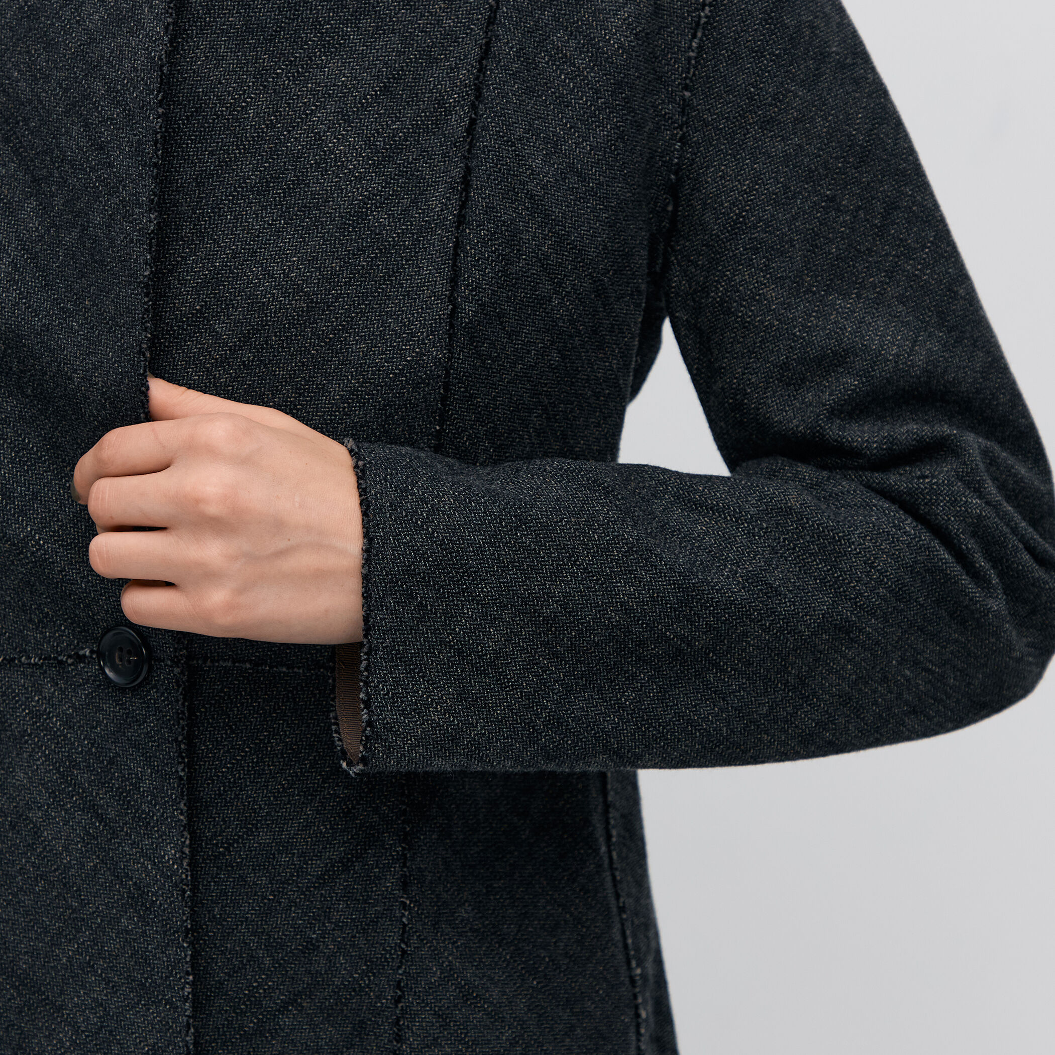 ヘリンボーンツイード ノーカラージャケット｜トゥモローランド 公式通販