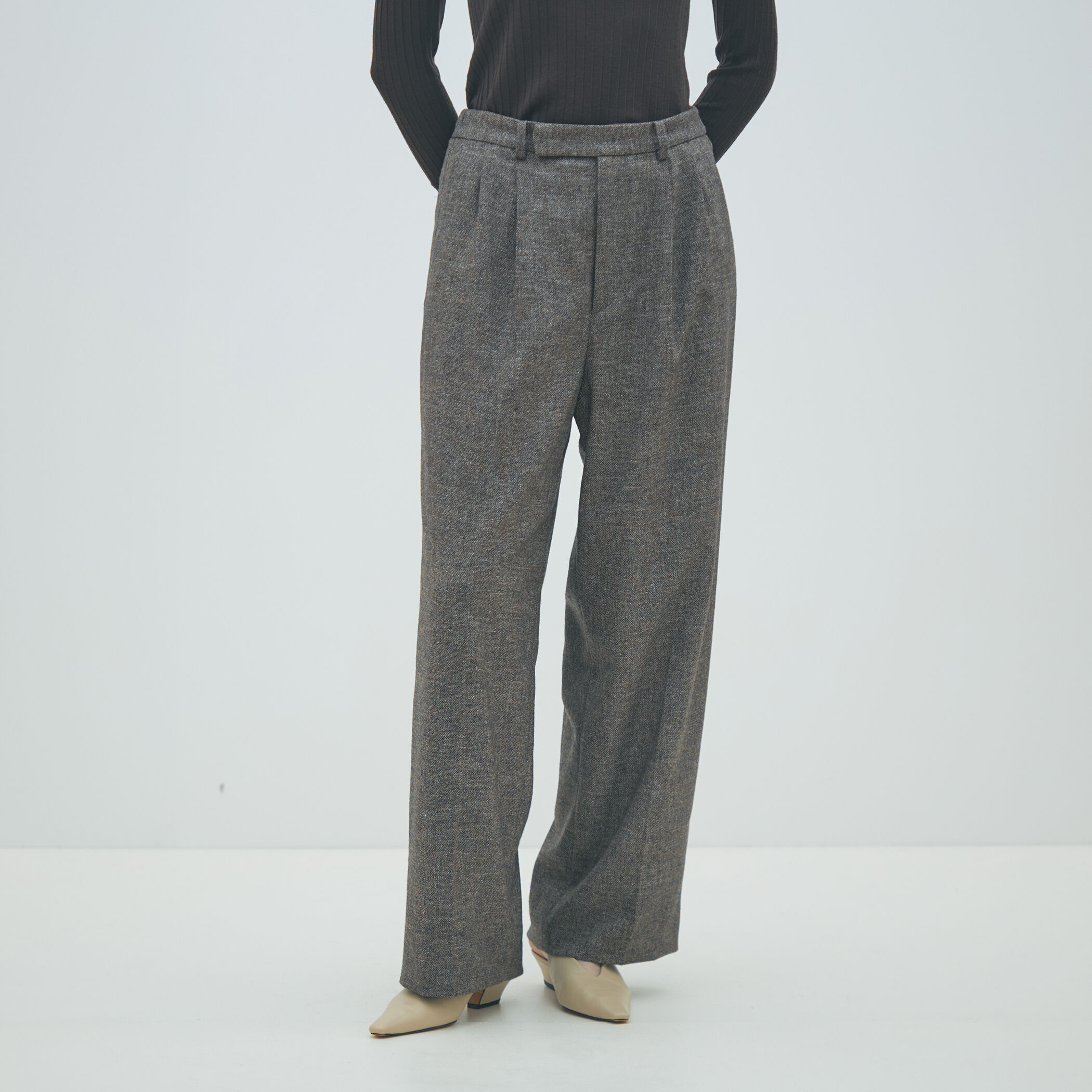 ネップツイード タックテーパードパンツ｜トゥモローランド 公式通販