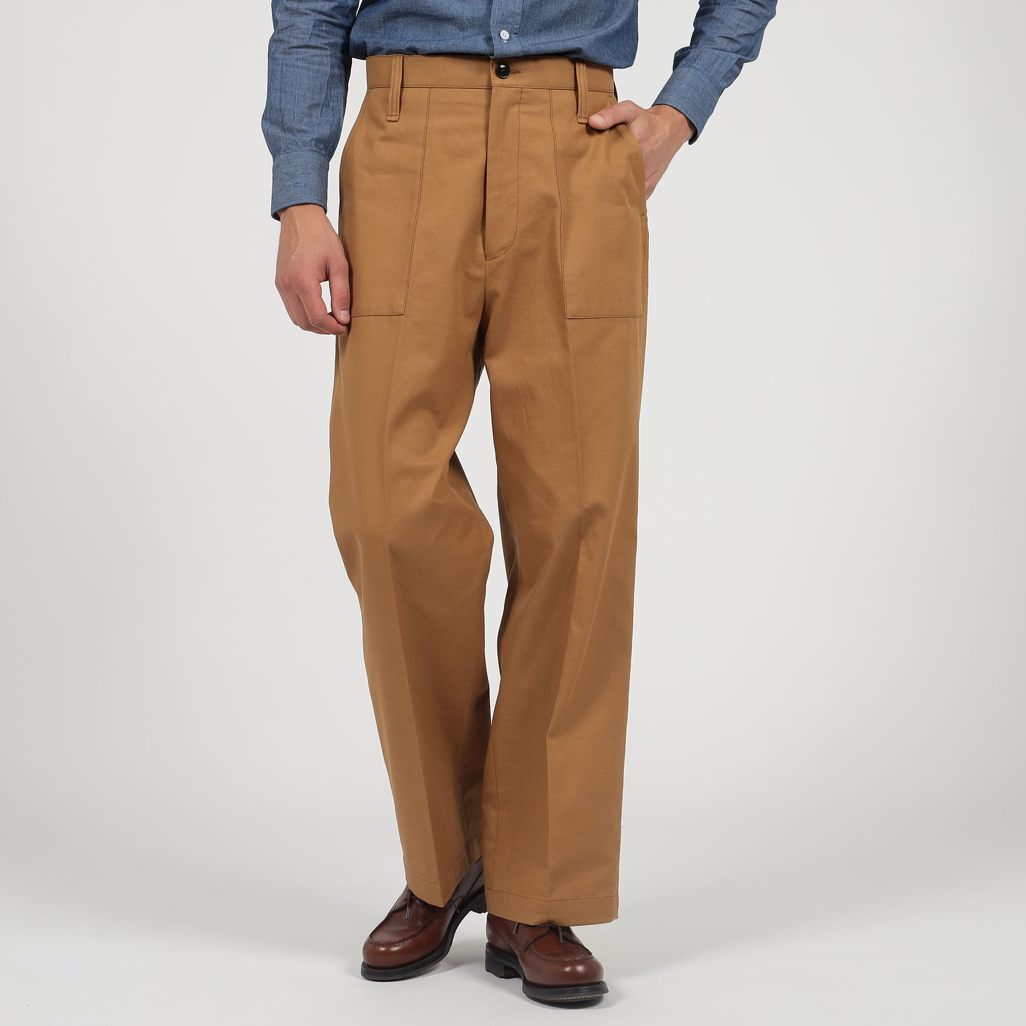 春香 熊野 コットンドリル ベイカーパンツ SONDRIO｜トゥモローランド 公式通販