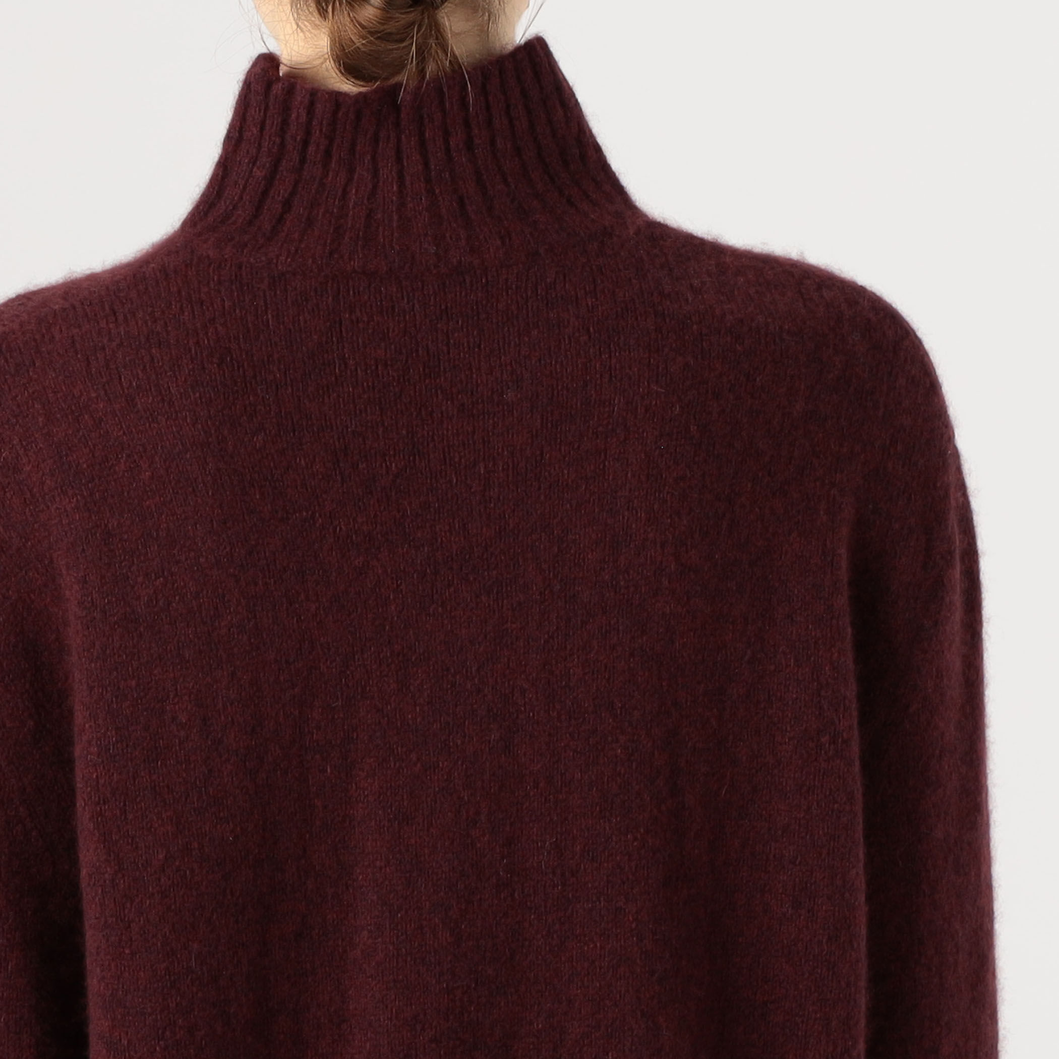 カシミヤ タートルネックプルオーバー WLTC3903｜トゥモローランド