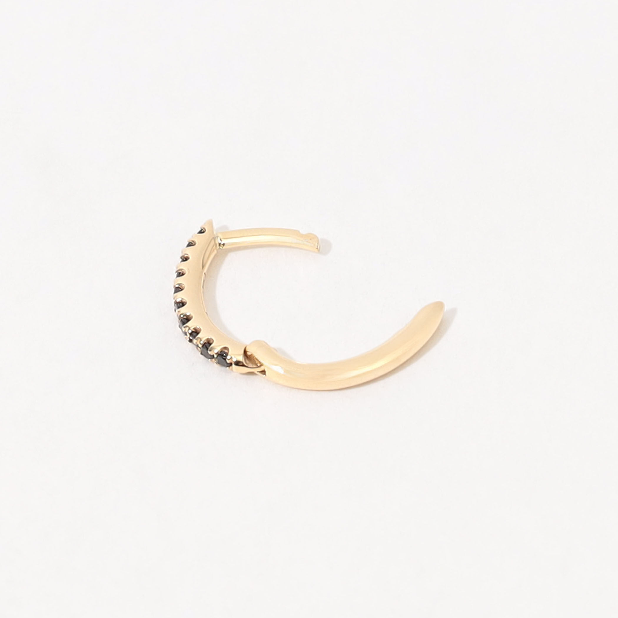 Otiumberg. Mini Oval Hoop 片耳ピアス｜トゥモローランド 公式サイト
