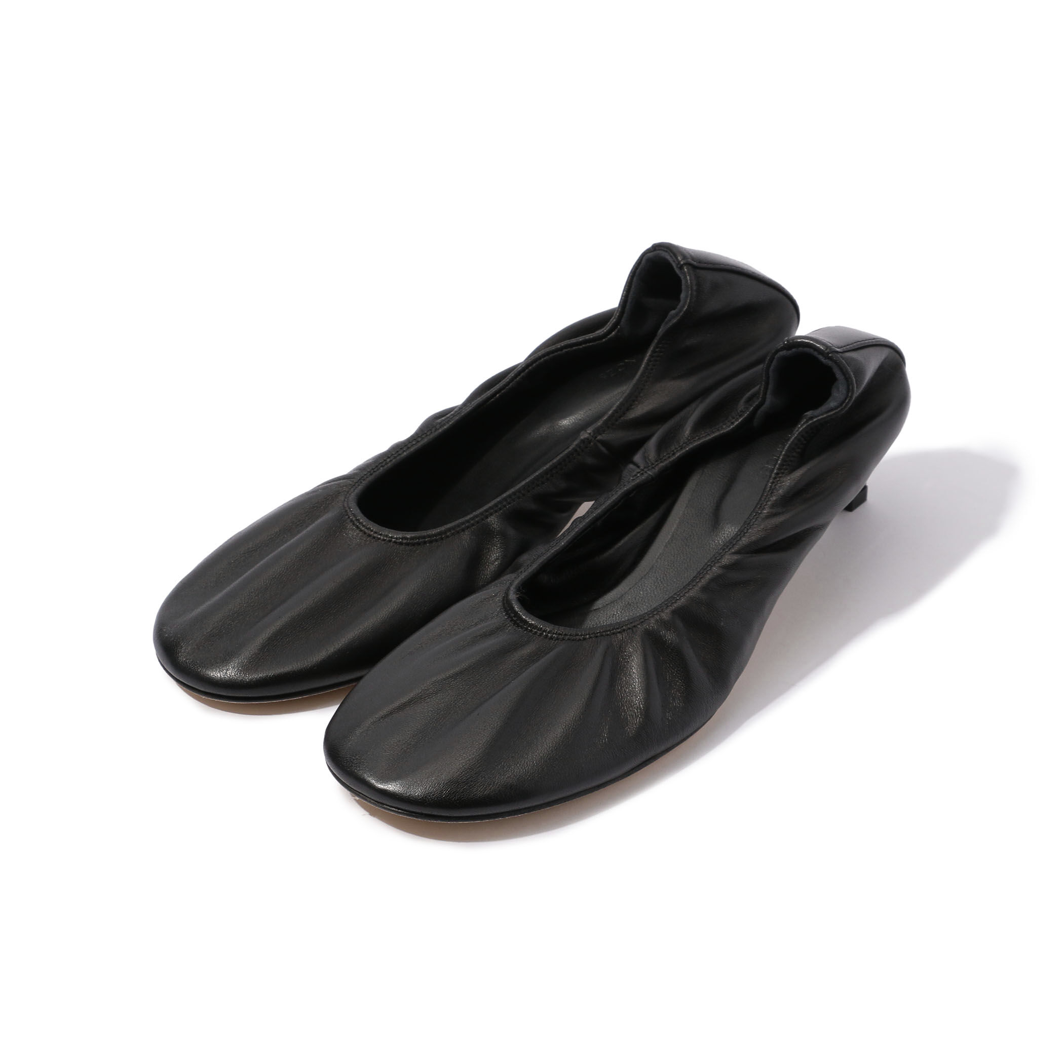 DEAR FRANCES（ディア フランシス）｜トゥモローランド 公式通販