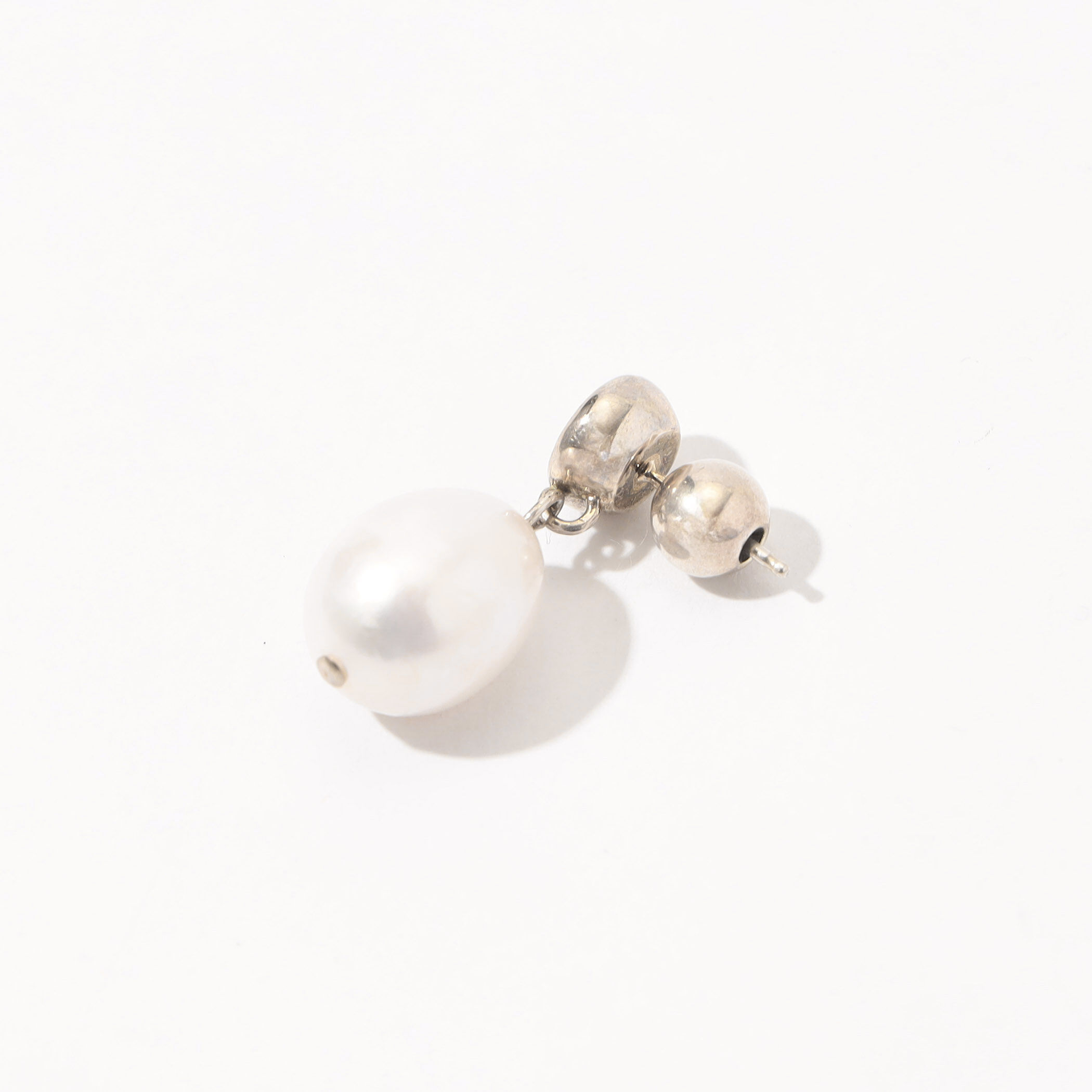 SOPHIE BUHAI Neue Pearl Lapis ピアス｜トゥモローランド 公式サイト