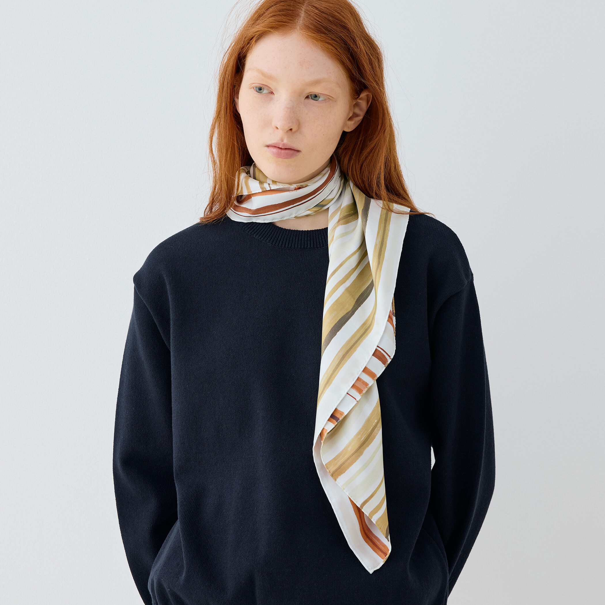 【国内正規総代理店アイテム】 GALERIE VIE Sea Waves Drawing Scarf｜トゥモローランド 公式通販 小物
