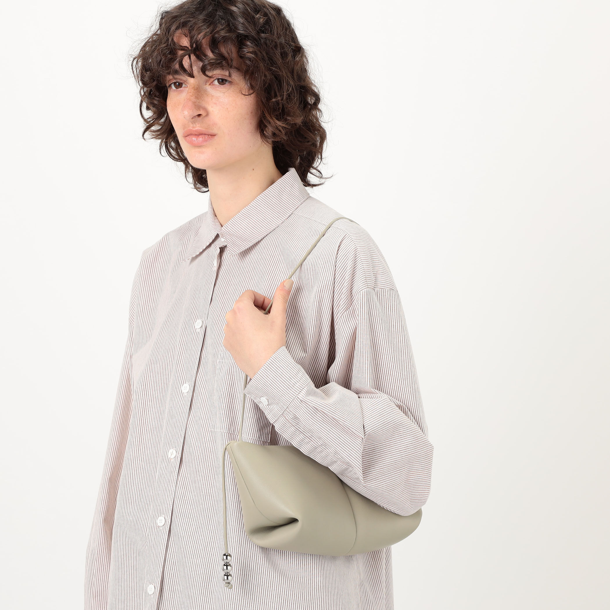 Maeden Boulverd クラッチバッグ｜トゥモローランド 公式サイト