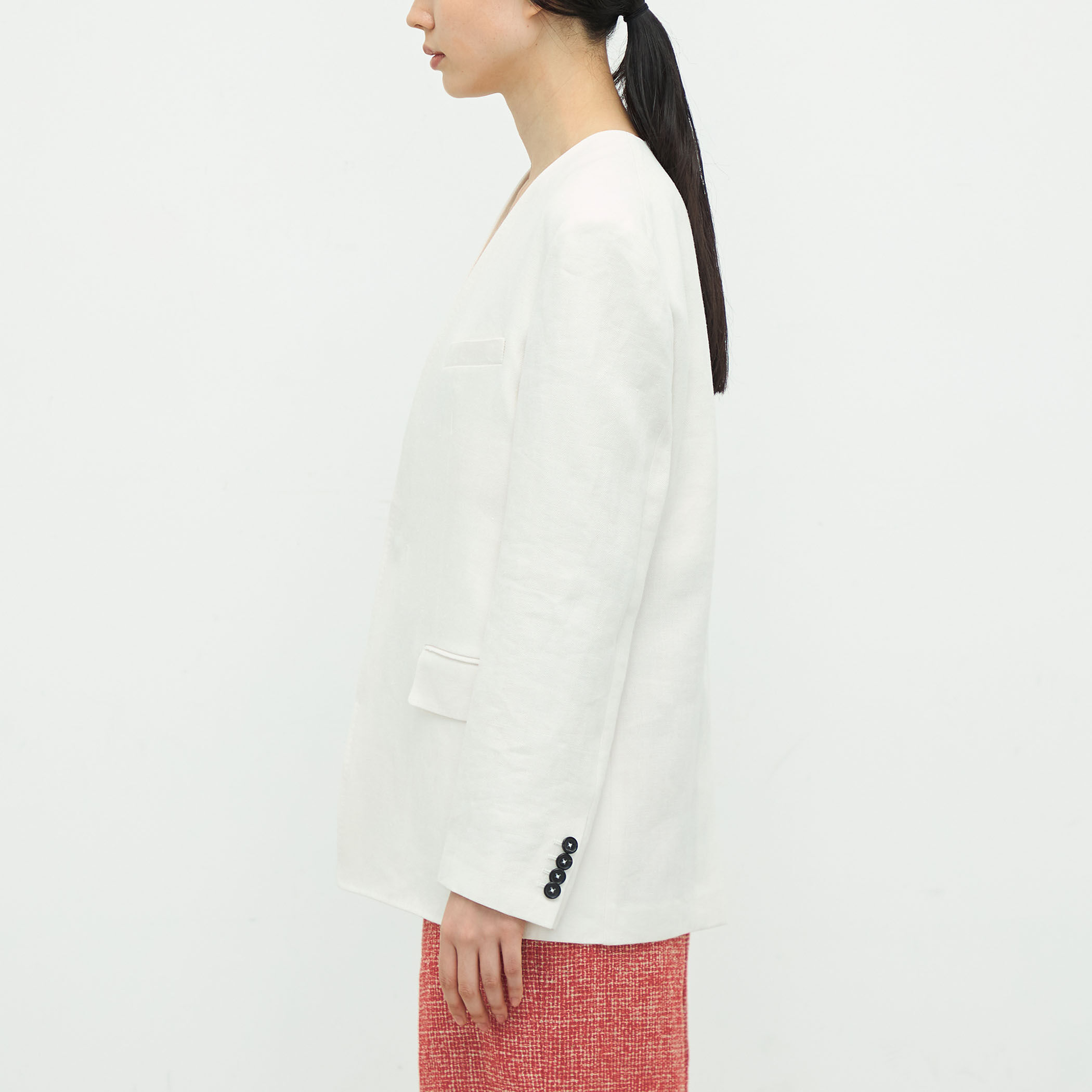 リネンヘリンボーン ノーカラージャケット｜トゥモローランド 公式通販