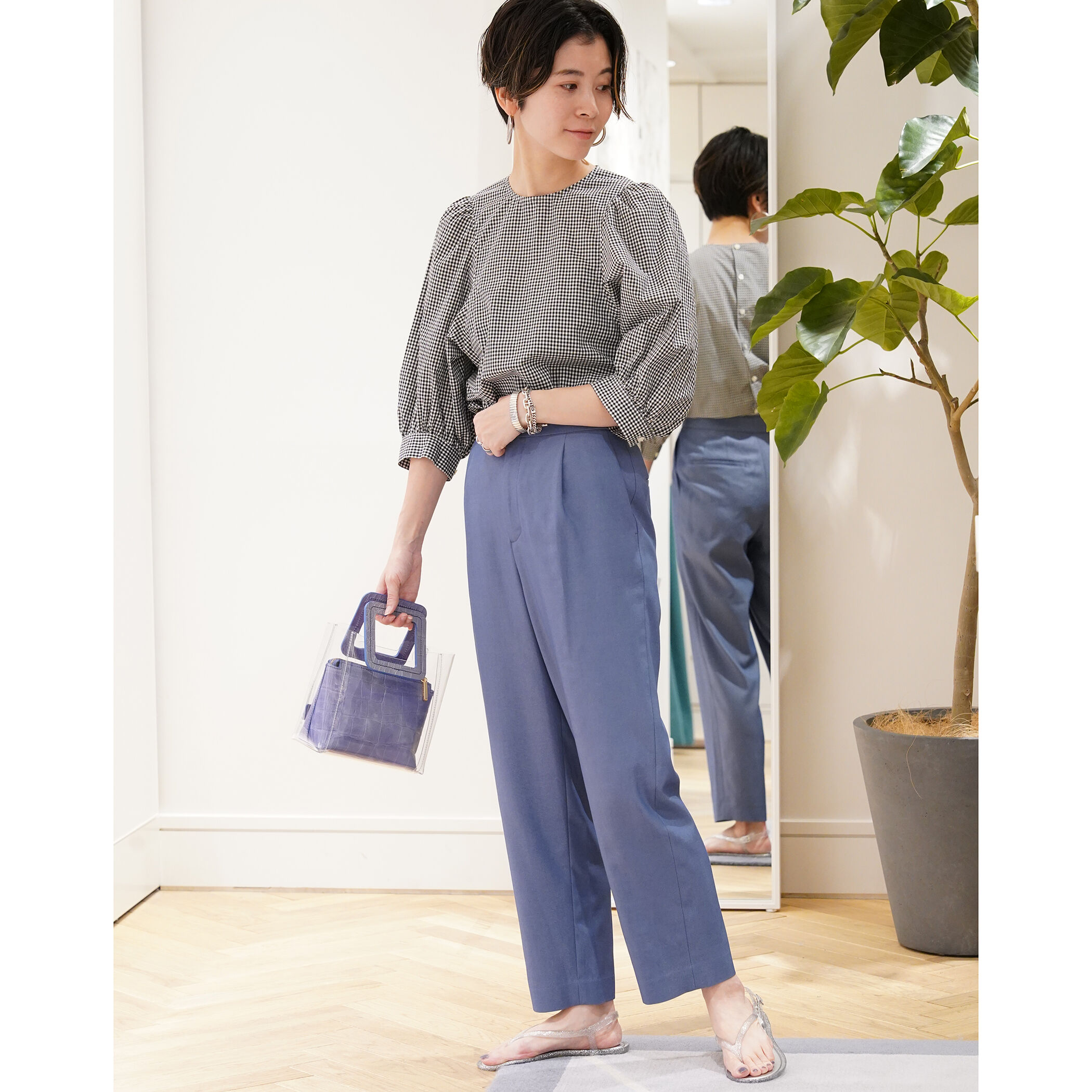 レーヨンコットンツイル フロントタッククロップドパンツ｜トゥモローランド 公式通販