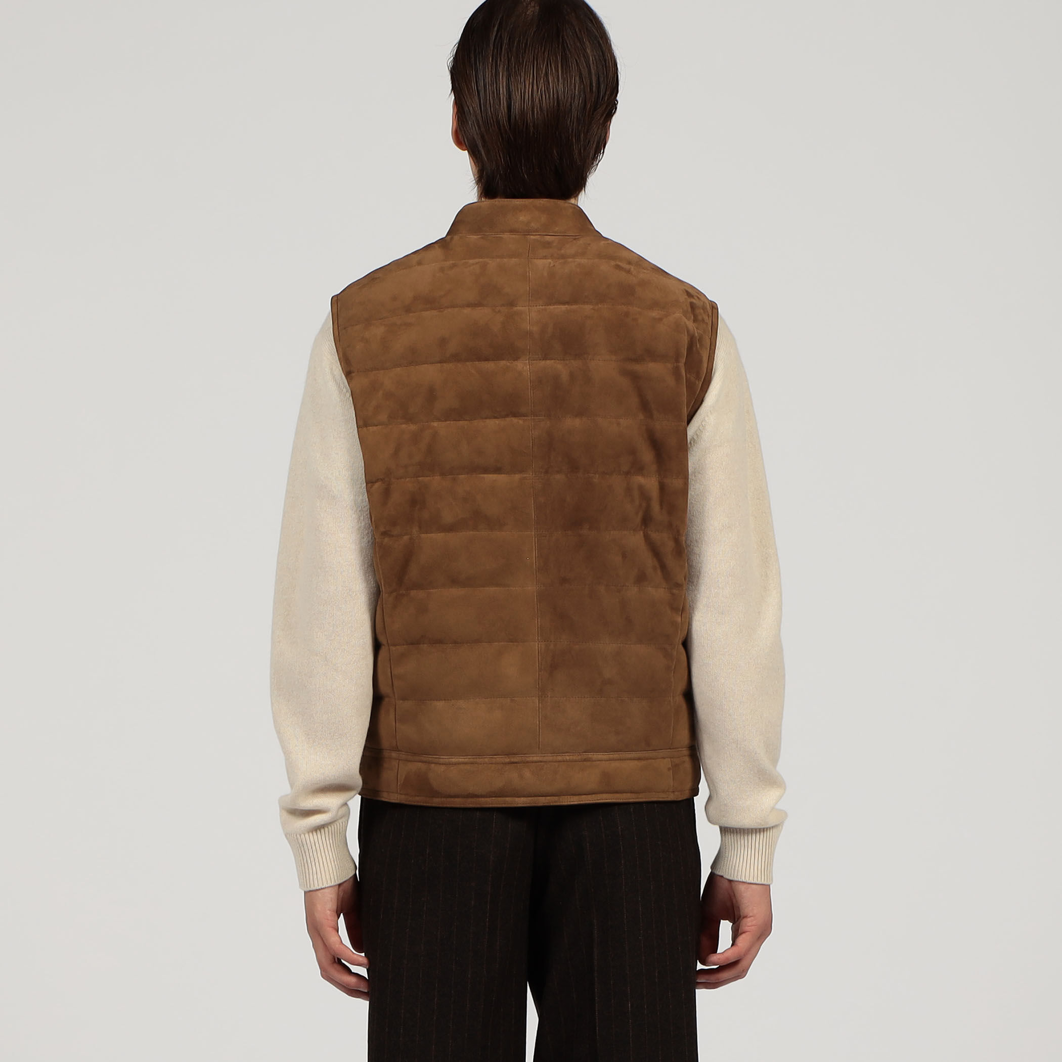 別注】EMMTI JURI DOWN VEST スエード ダウンベスト｜トゥモローランド 公式通販