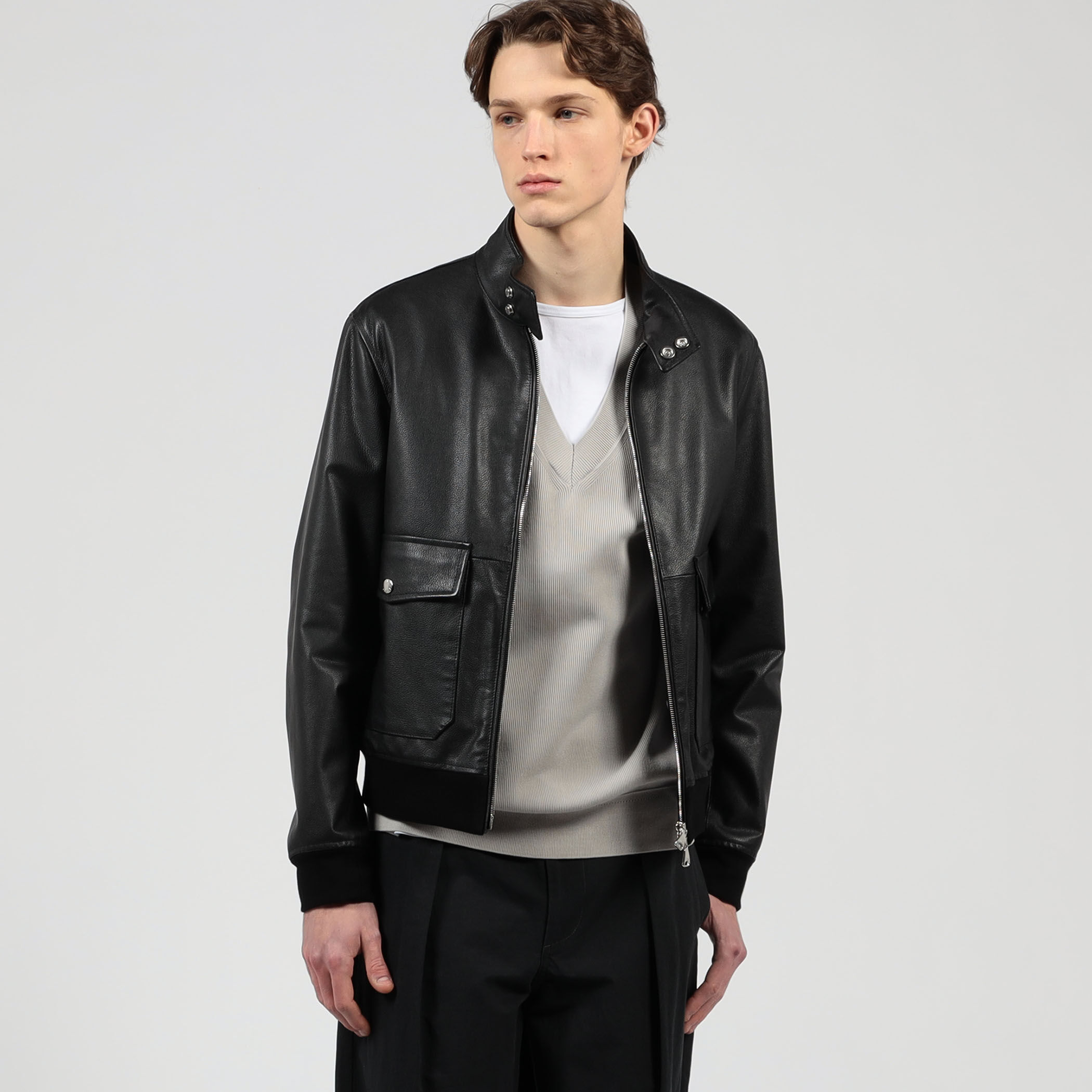 別注】EMMETI GREYSON カーフ ドライビングブルゾン｜トゥモローランド