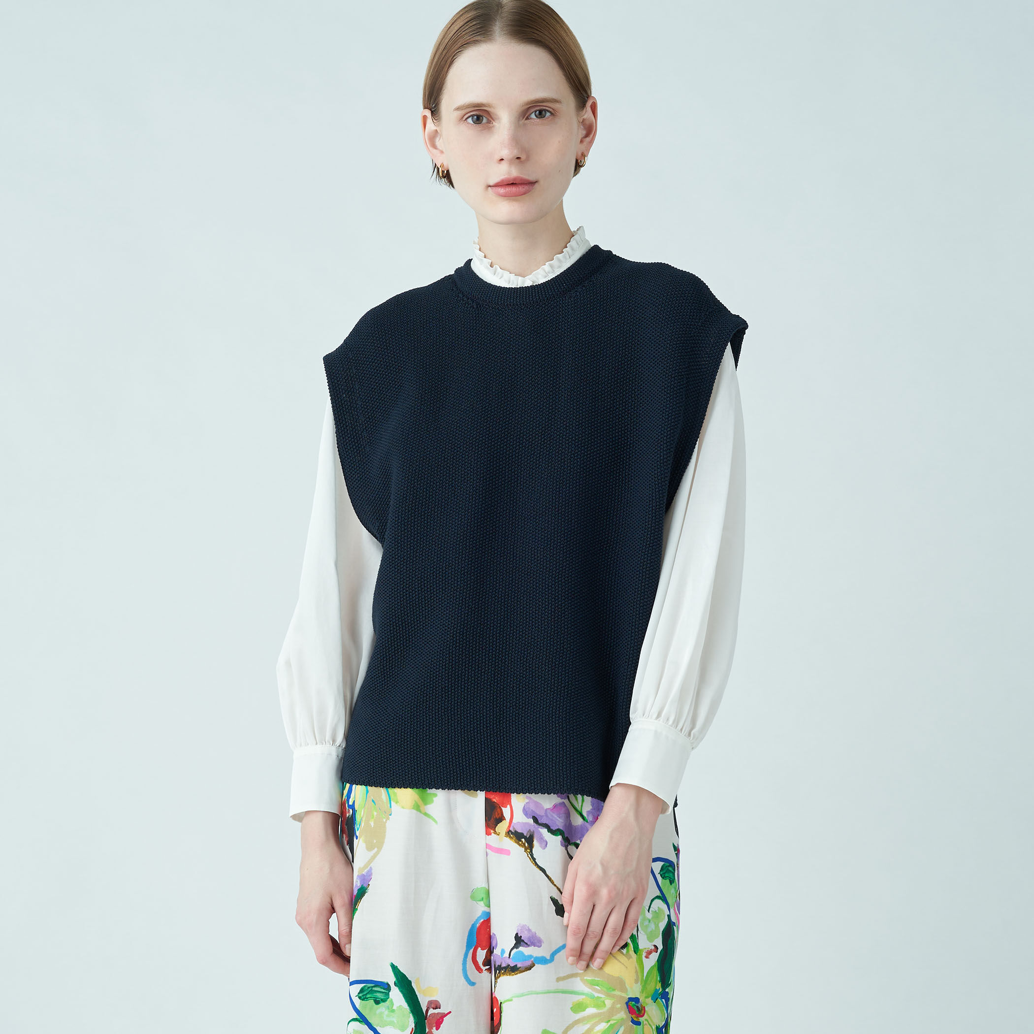 ◆ boohoo ◆レギュラーラダーオープンステッチニットベスト モスステッチ バックオープンベスト|トゥモローランド 公式通販