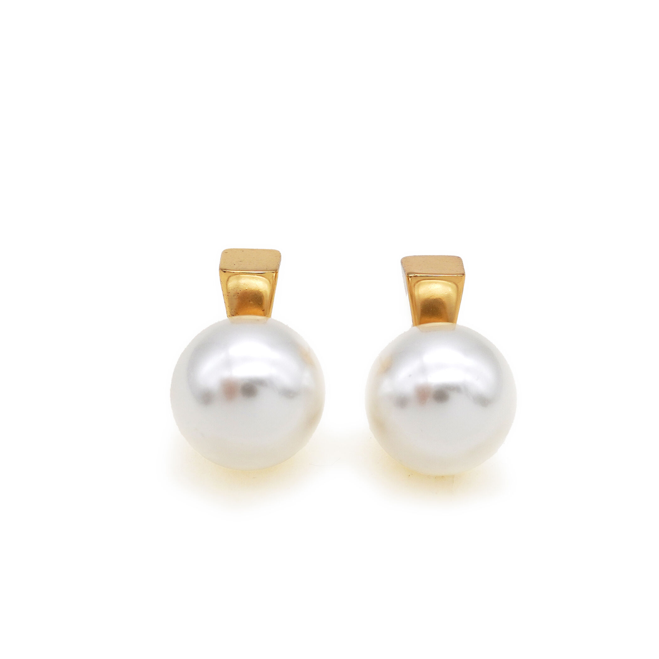別注】januka パールピアス｜トゥモローランド 公式サイト