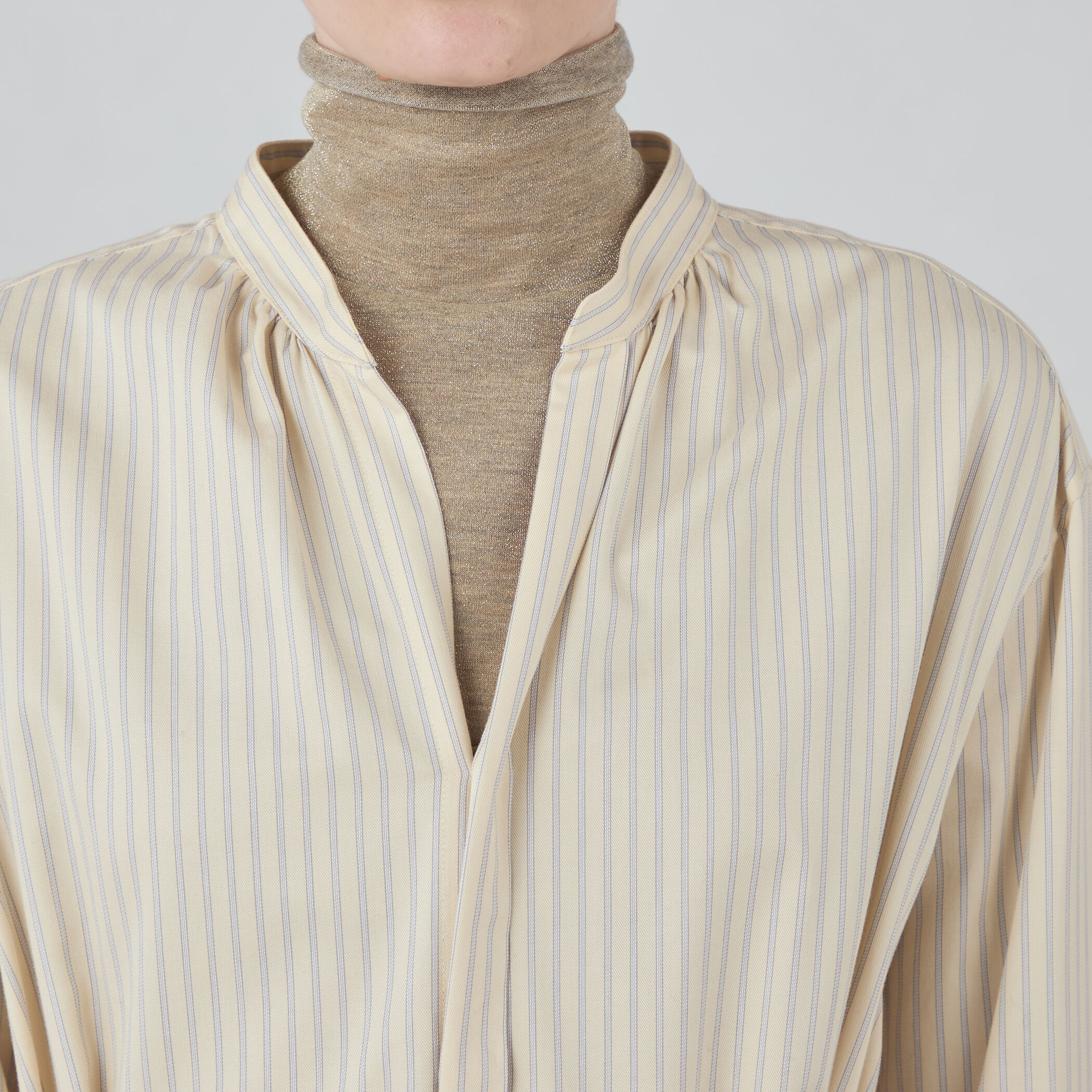 ブラッシュドコットンツイル シャツワンピース｜トゥモローランド 公式通販