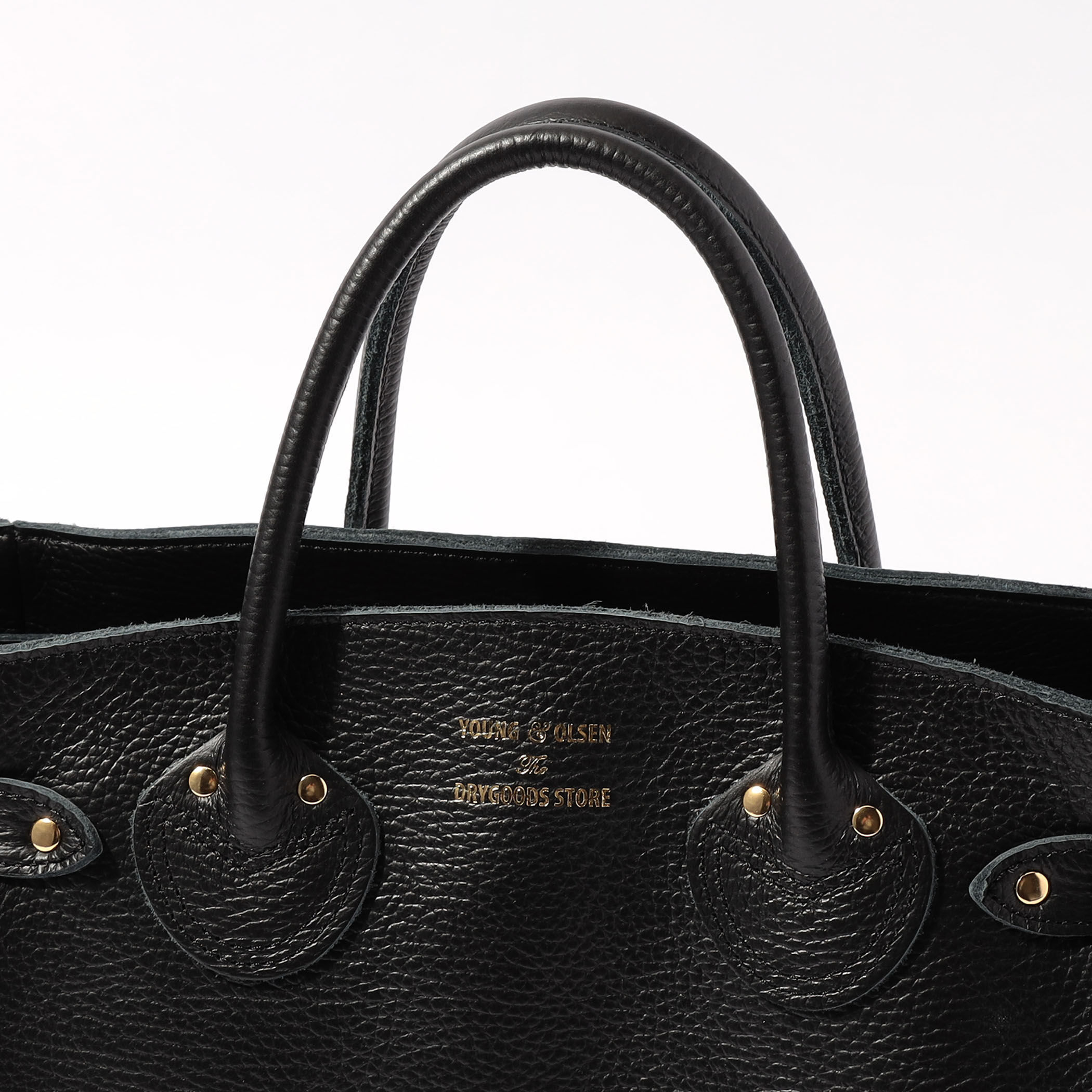 YOUNG & OLSEN EMBOSSED LEATHER BELTED バッグ｜トゥモローランド