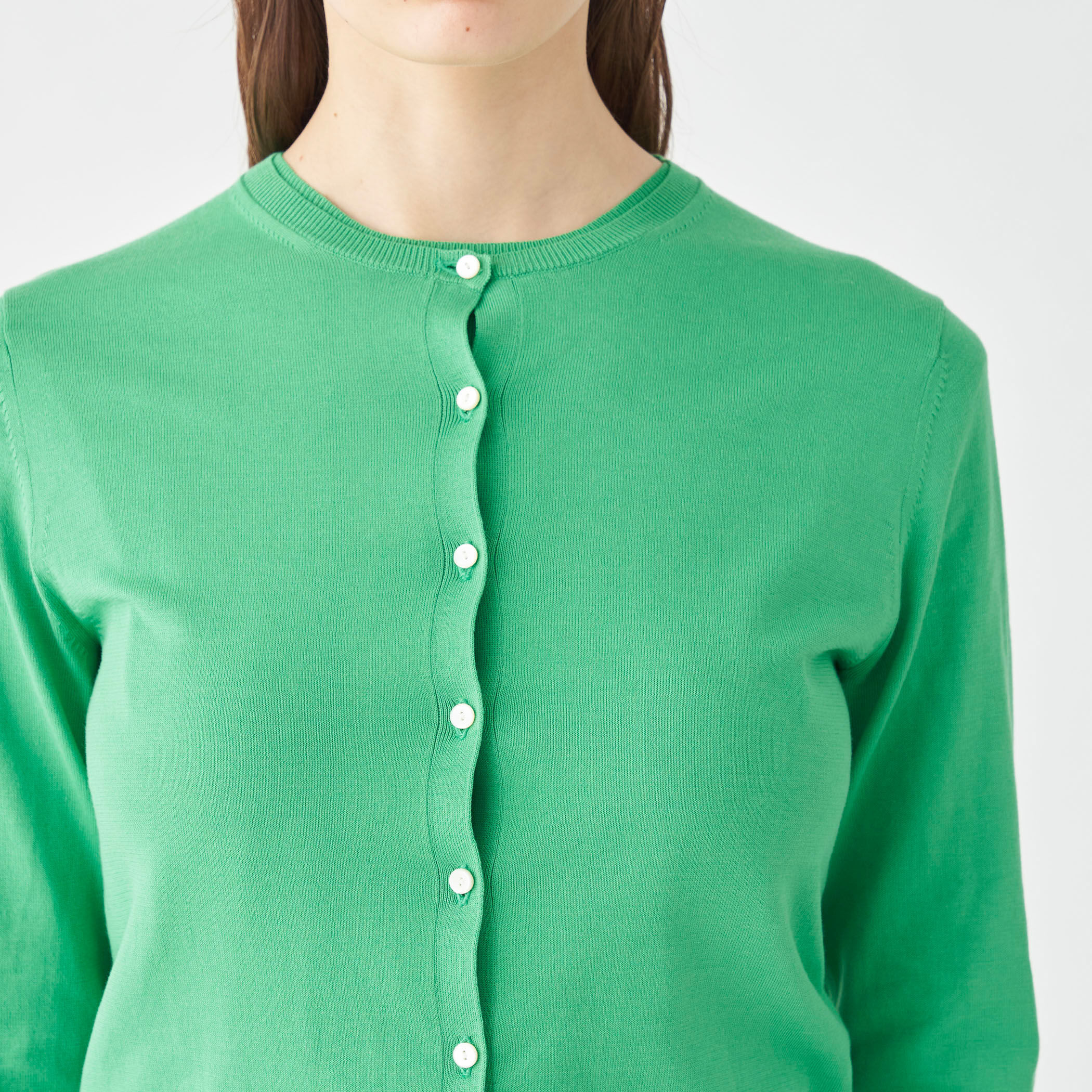 ハイゲージコットン クルーネックカーディガン｜トゥモローランド 公式通販