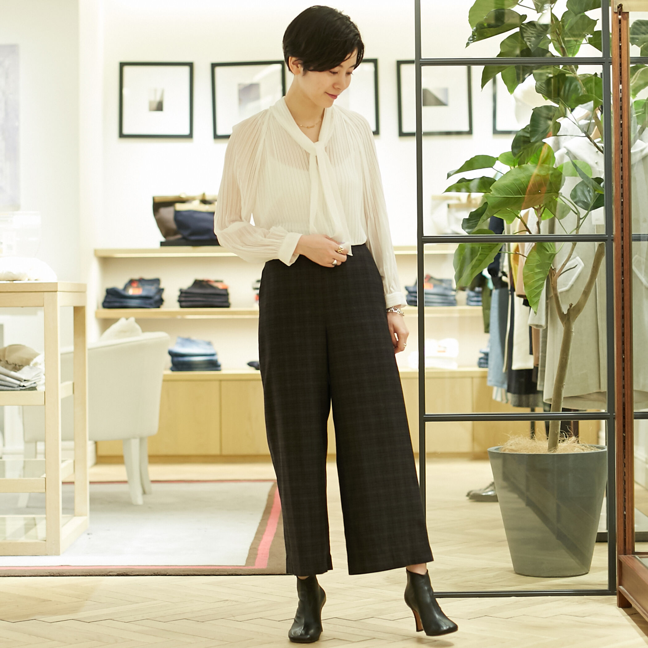 ポリエステルシフォン プリーツボウタイブラウス